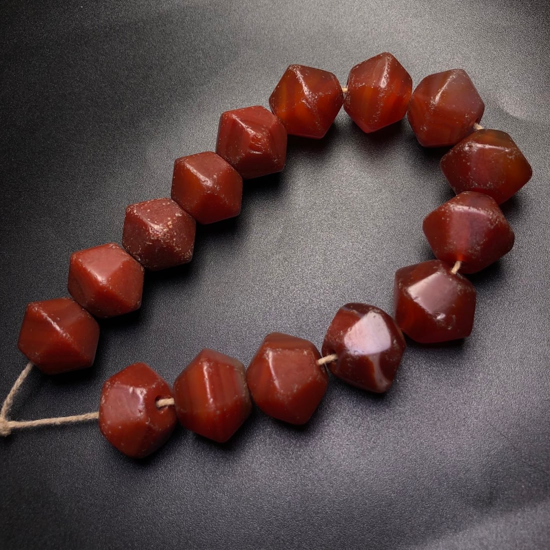 A Precious Agate Bracelets - 5