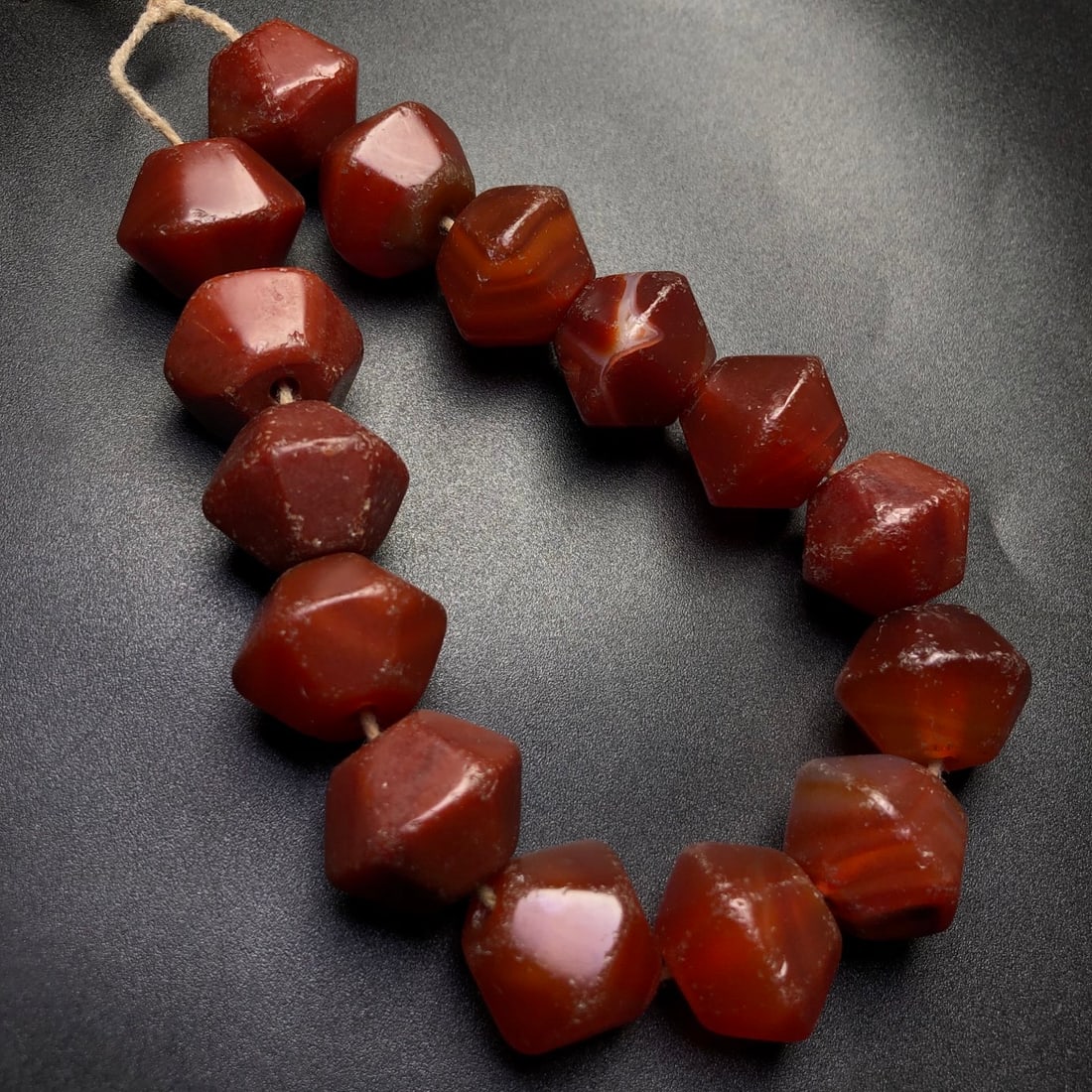 A Precious Agate Bracelets - 6