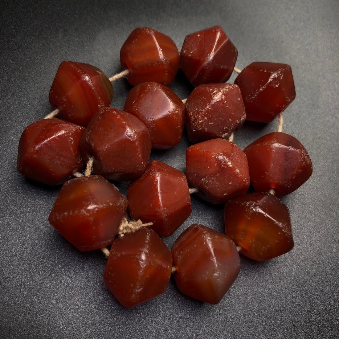 A Precious Agate Bracelets - 7