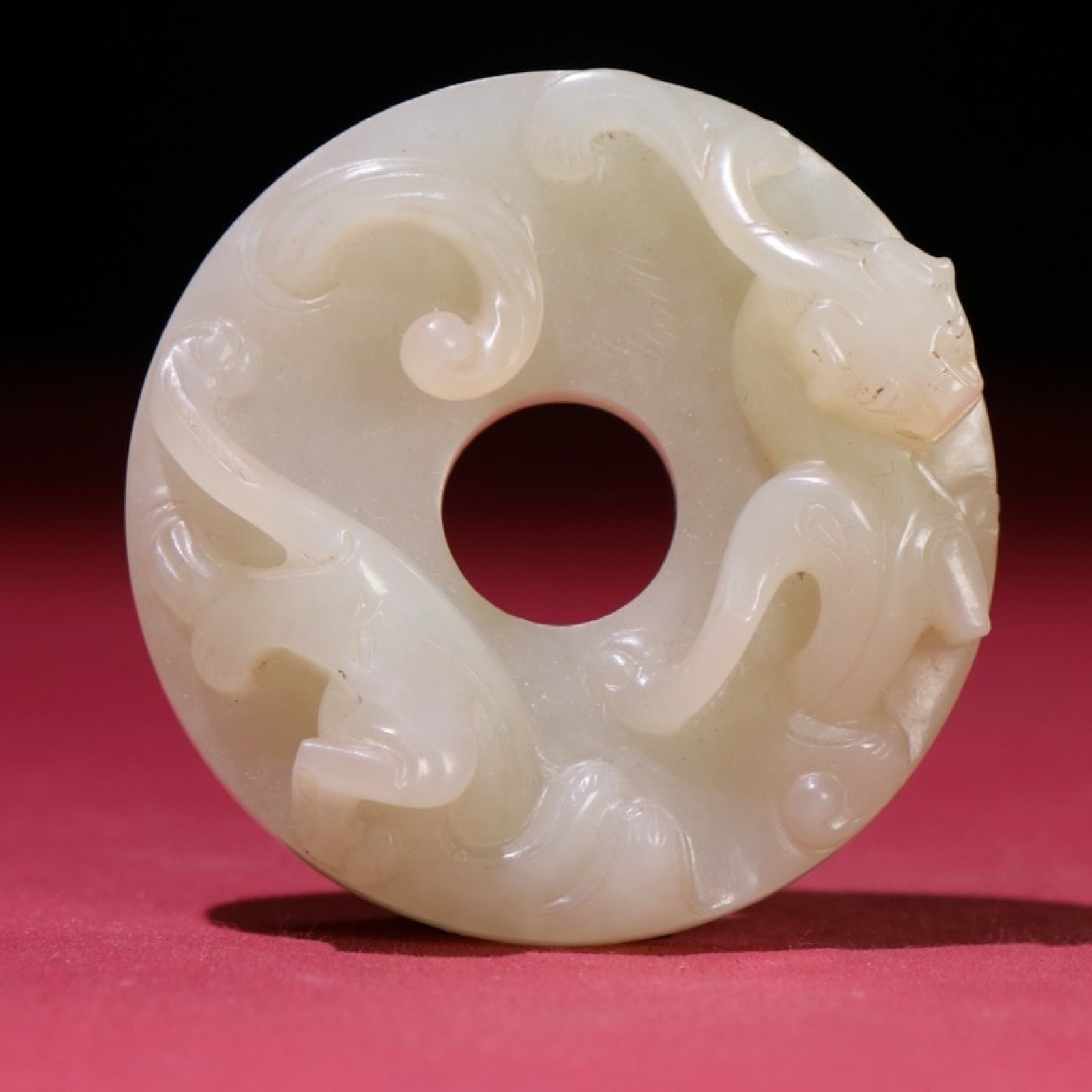 An Exquisite White Jade Chi-Dragon Pattern Pendant (1 of 9)