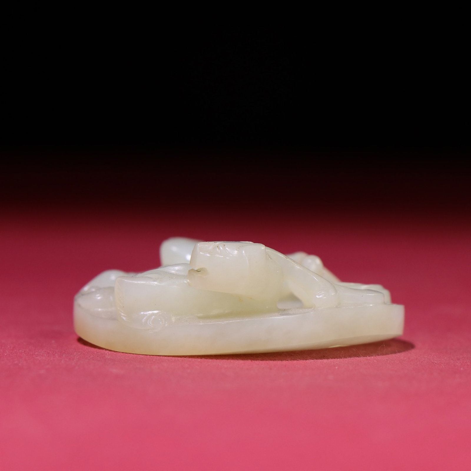 An Exquisite White Jade Chi-Dragon Pattern Pendant - 8