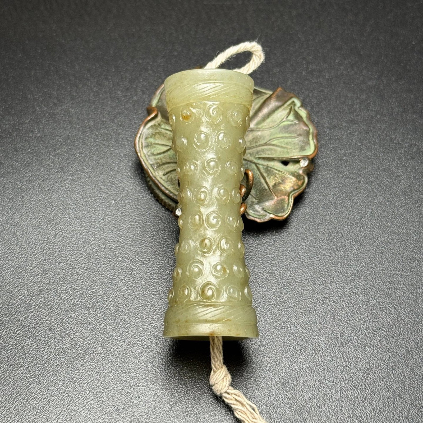 An Exquisite White Jade Pendant: An Exquisite White Jade Pendant,Qing Dynasty,China,Size:22mmx62mm,Weight:38g 白玉挂件,中国清代