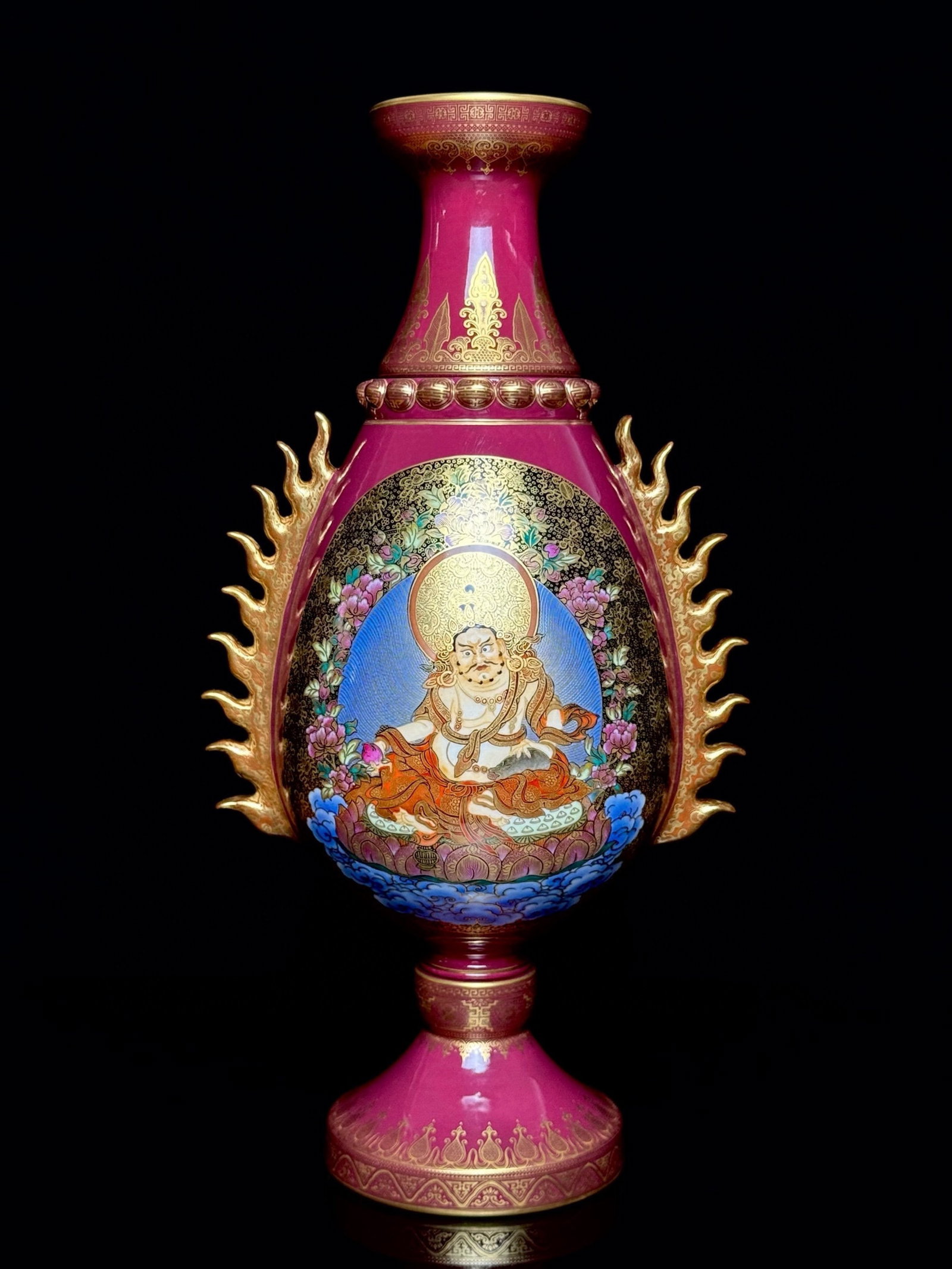An Exquisite Ruby Red-Glazed Buddha Statue Vase - 2