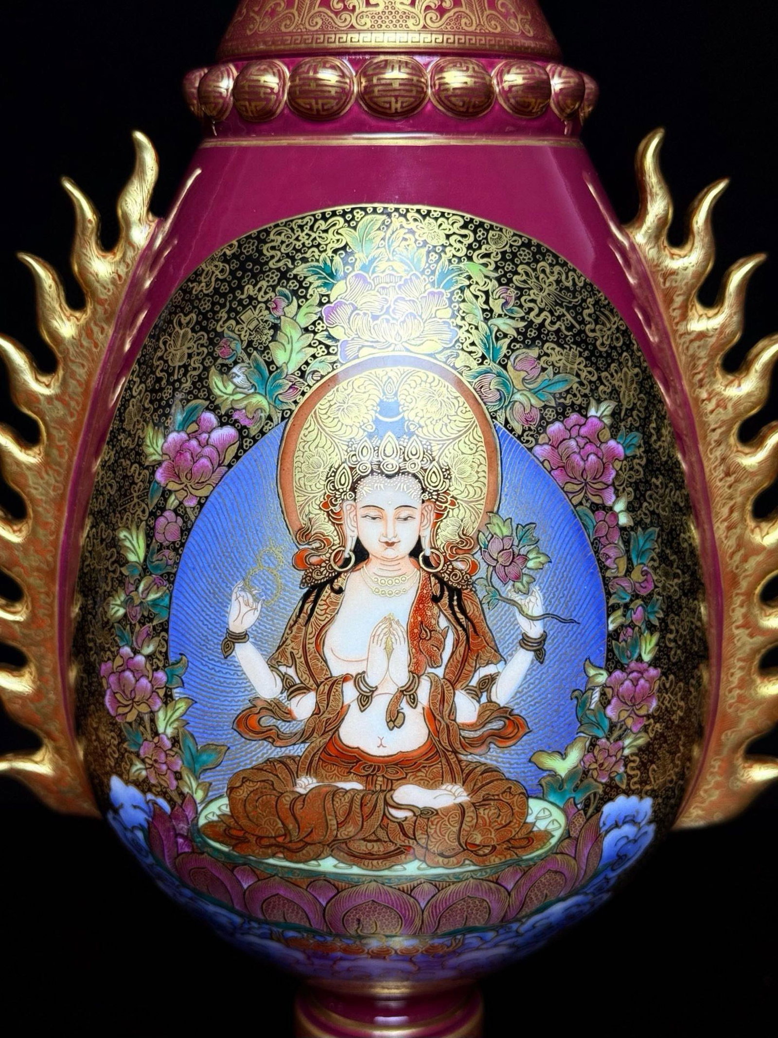 An Exquisite Ruby Red-Glazed Buddha Statue Vase - 4