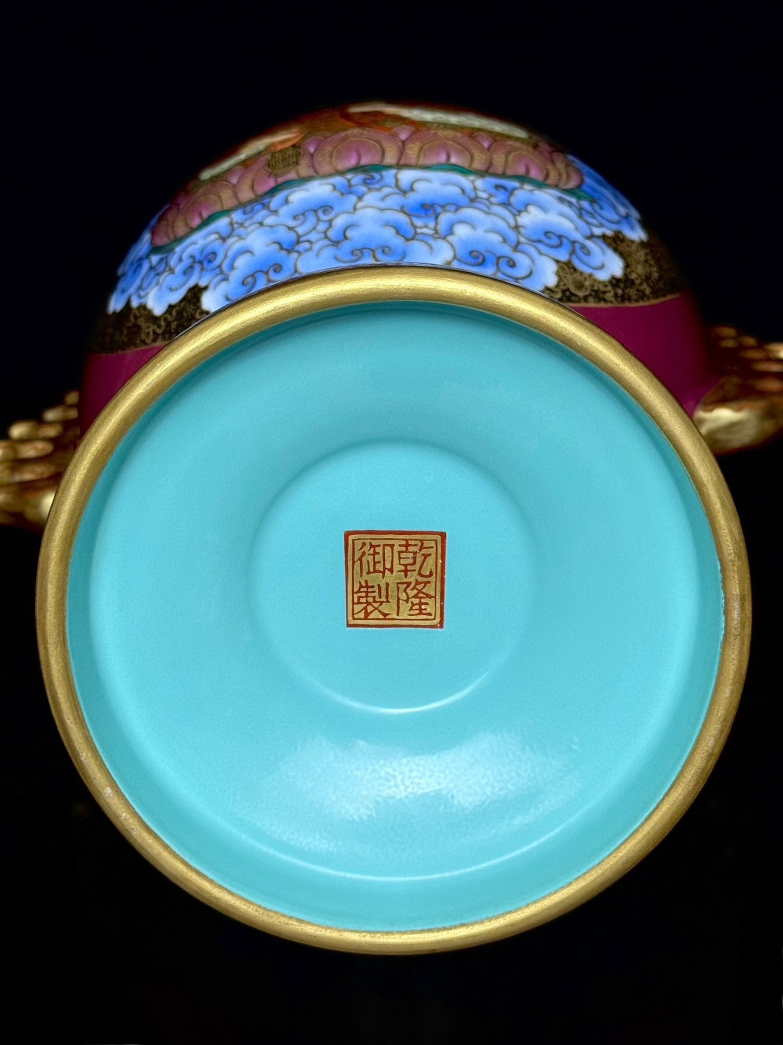 An Exquisite Ruby Red-Glazed Buddha Statue Vase - 6