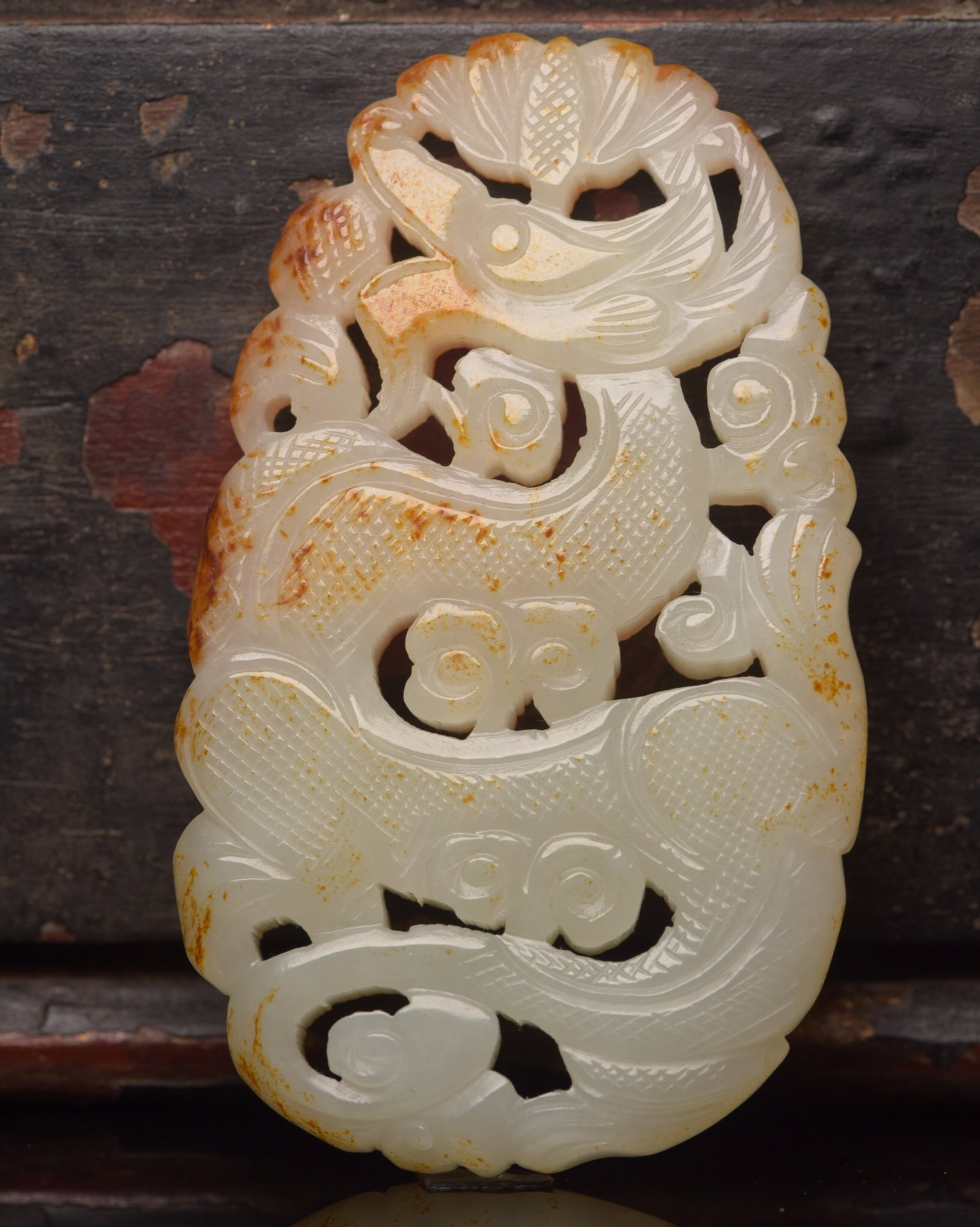 An Exquisite White Jade Dragon Pattern Pendant - 2