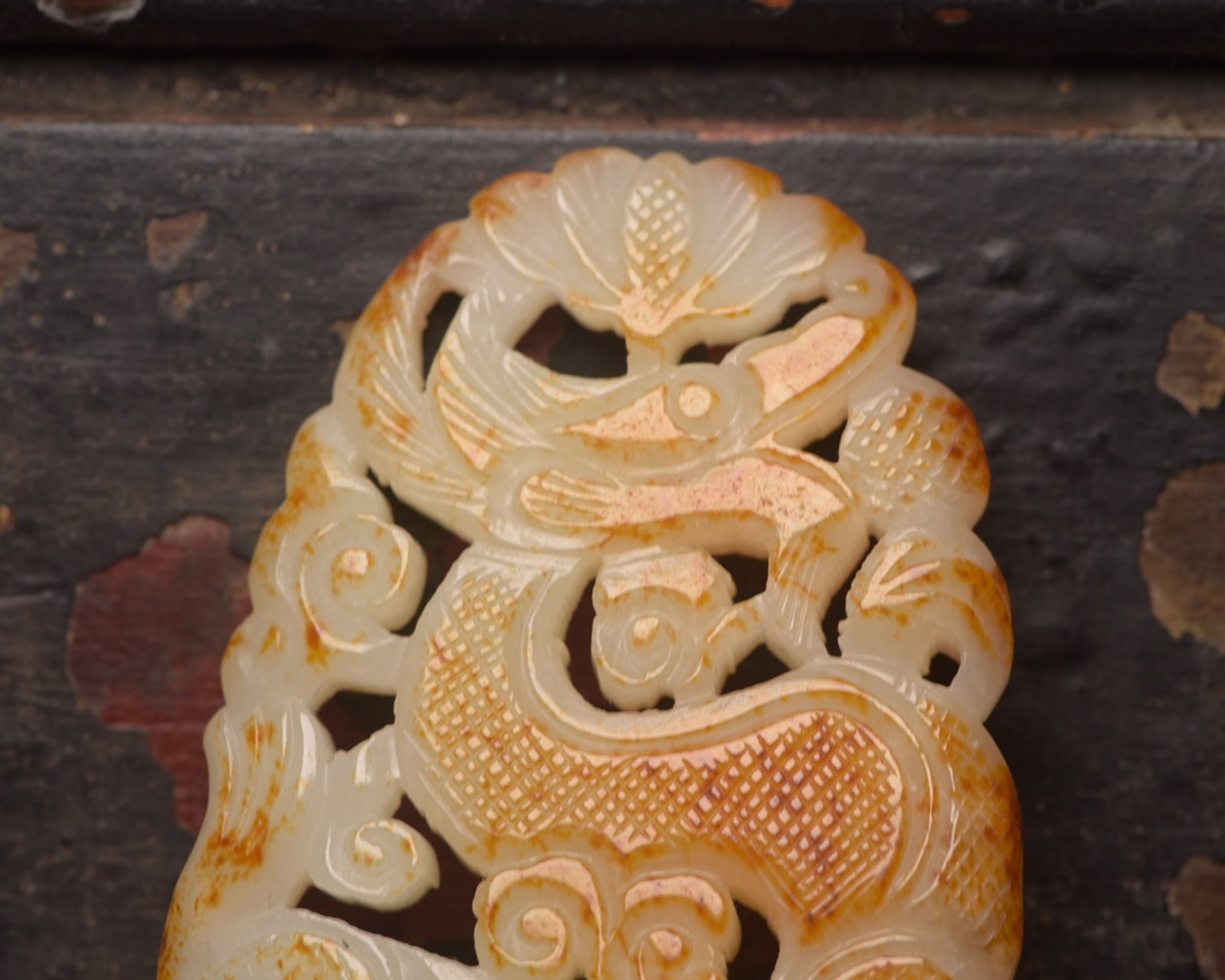 An Exquisite White Jade Dragon Pattern Pendant - 6