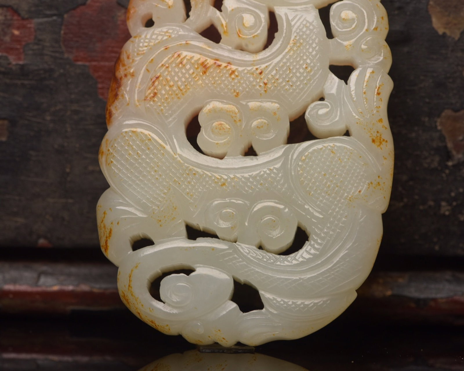 An Exquisite White Jade Dragon Pattern Pendant - 9