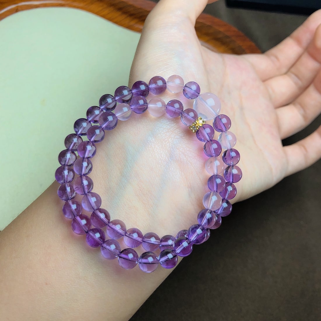 An Exquisite Crystal Bracelets - 2