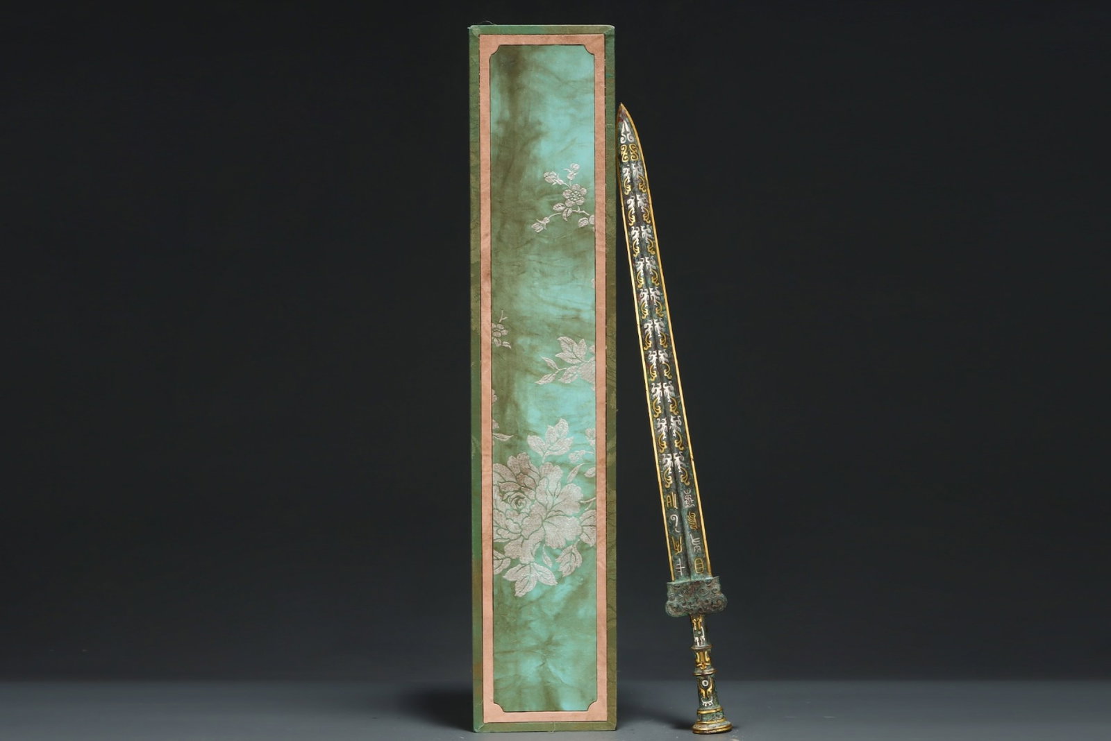An Archaic Bronze Inlaid Gold and Silver Sword,With Inscription (1 of 8)