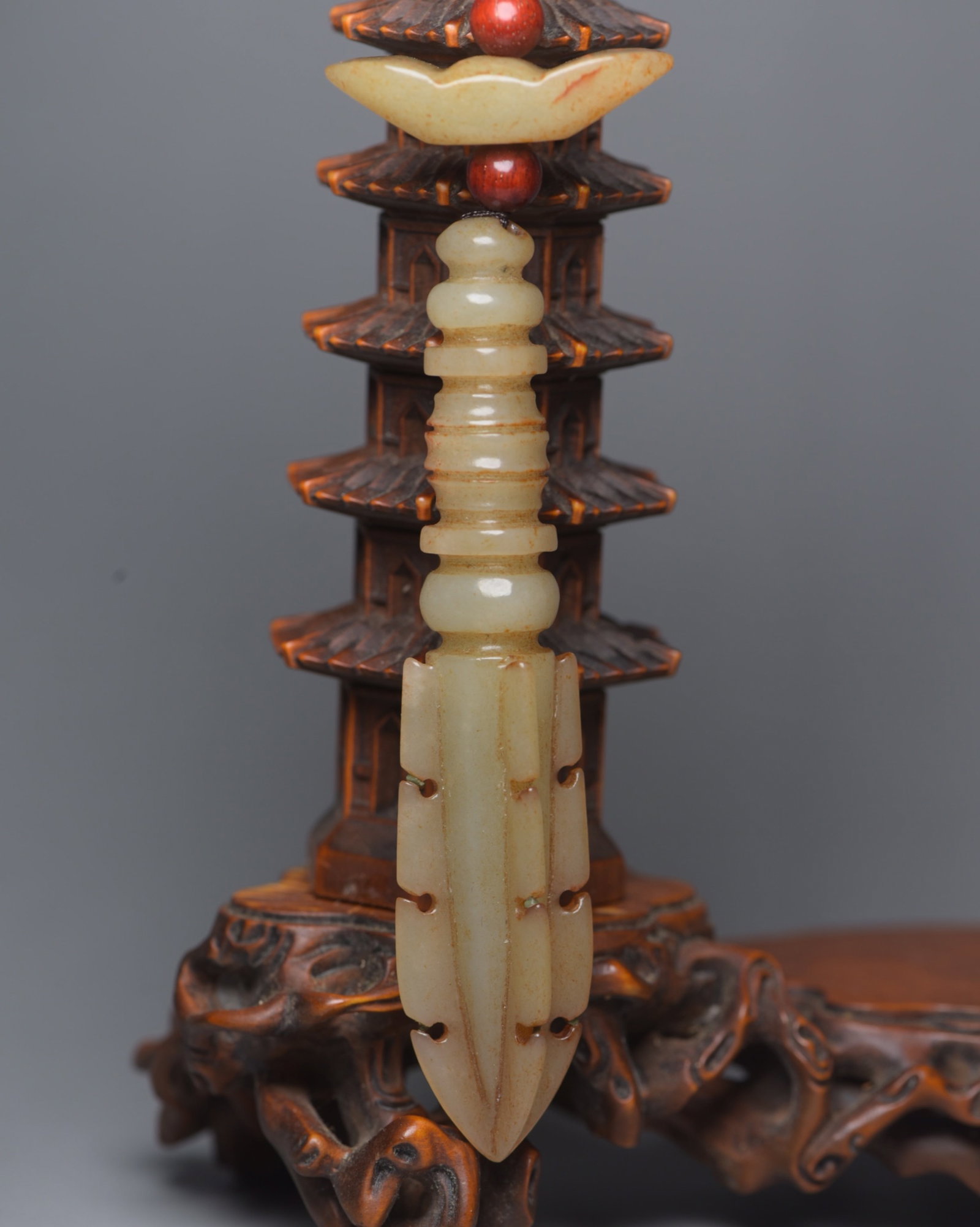 An Exquisite White Jade Ritual Implement: An Exquisite White Jade Ritual Implement,Qing Dynasty,China,Size:3.9inx0.7inx0.5in,Weight:45g 白玉法器,中国清代
