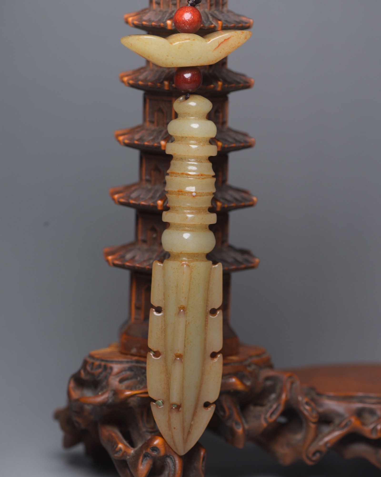 An Exquisite White Jade Ritual Implement - 2