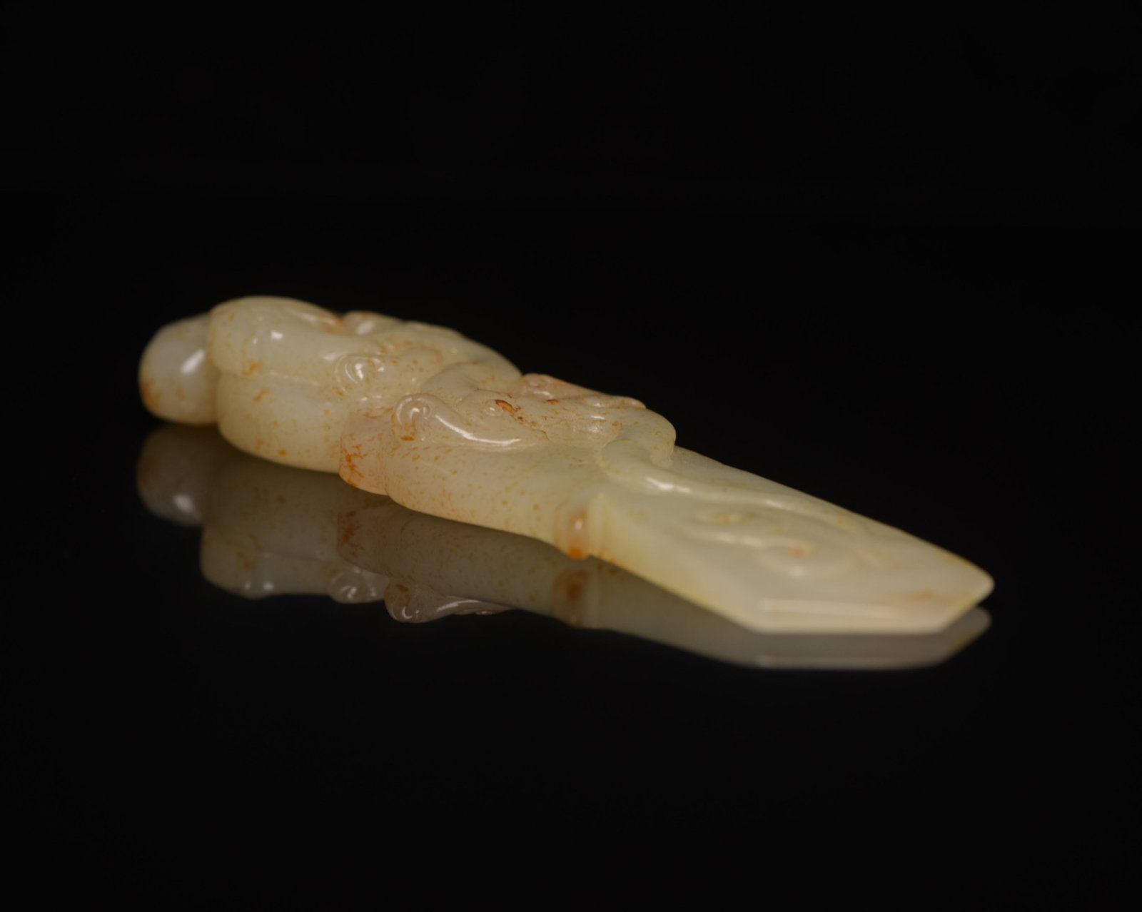 An Exquisite White Jade Dragon Pattern Sword - 3