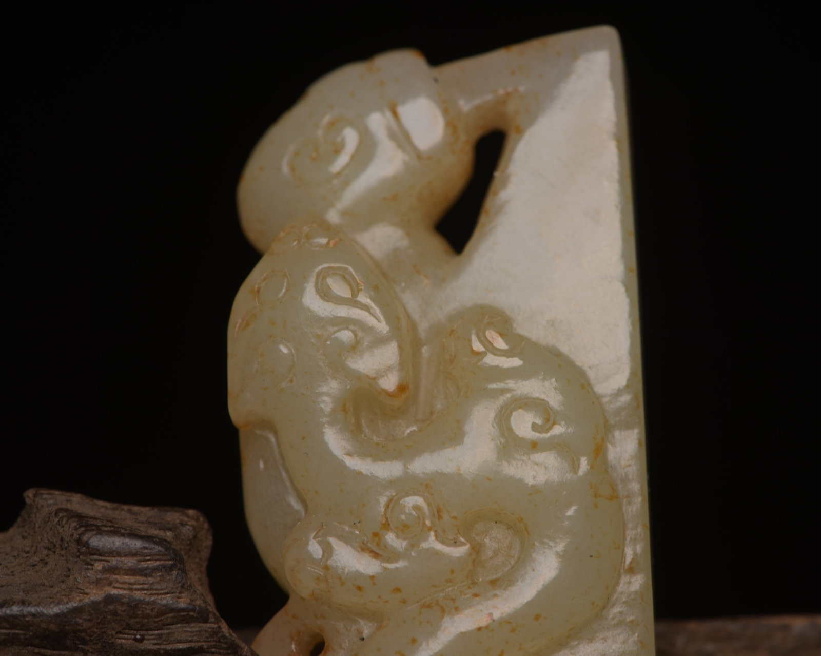 An Exquisite White Jade Dragon Pattern Sword - 4