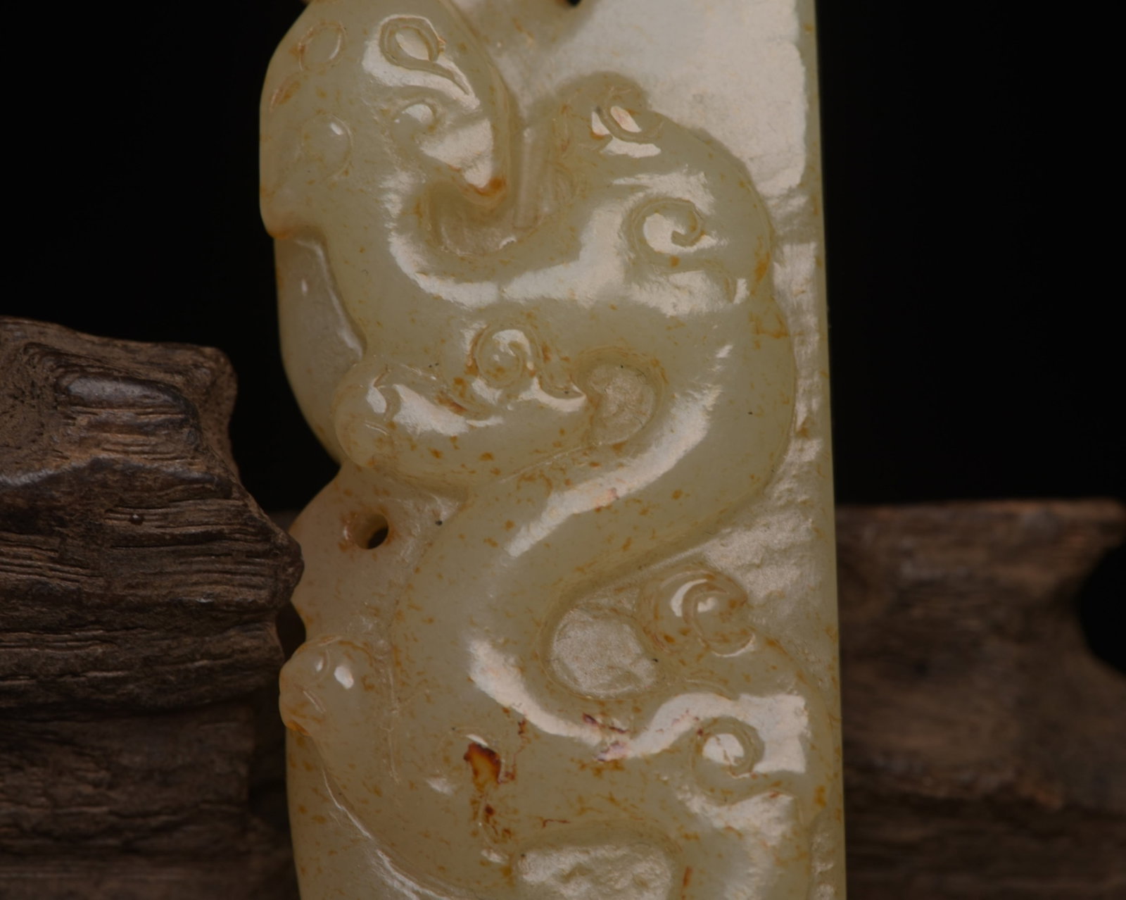 An Exquisite White Jade Dragon Pattern Sword - 5