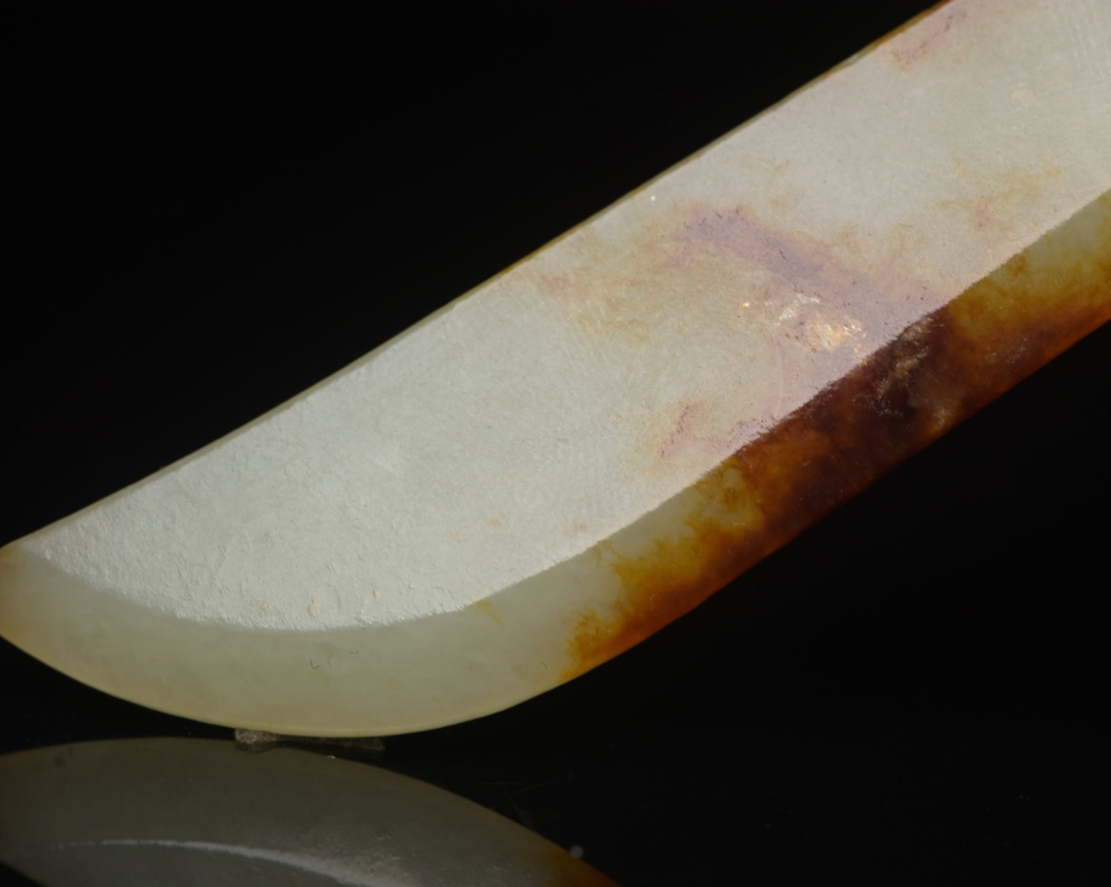 An Exquisite White Jade Beast-Face Pattern Sword - 6