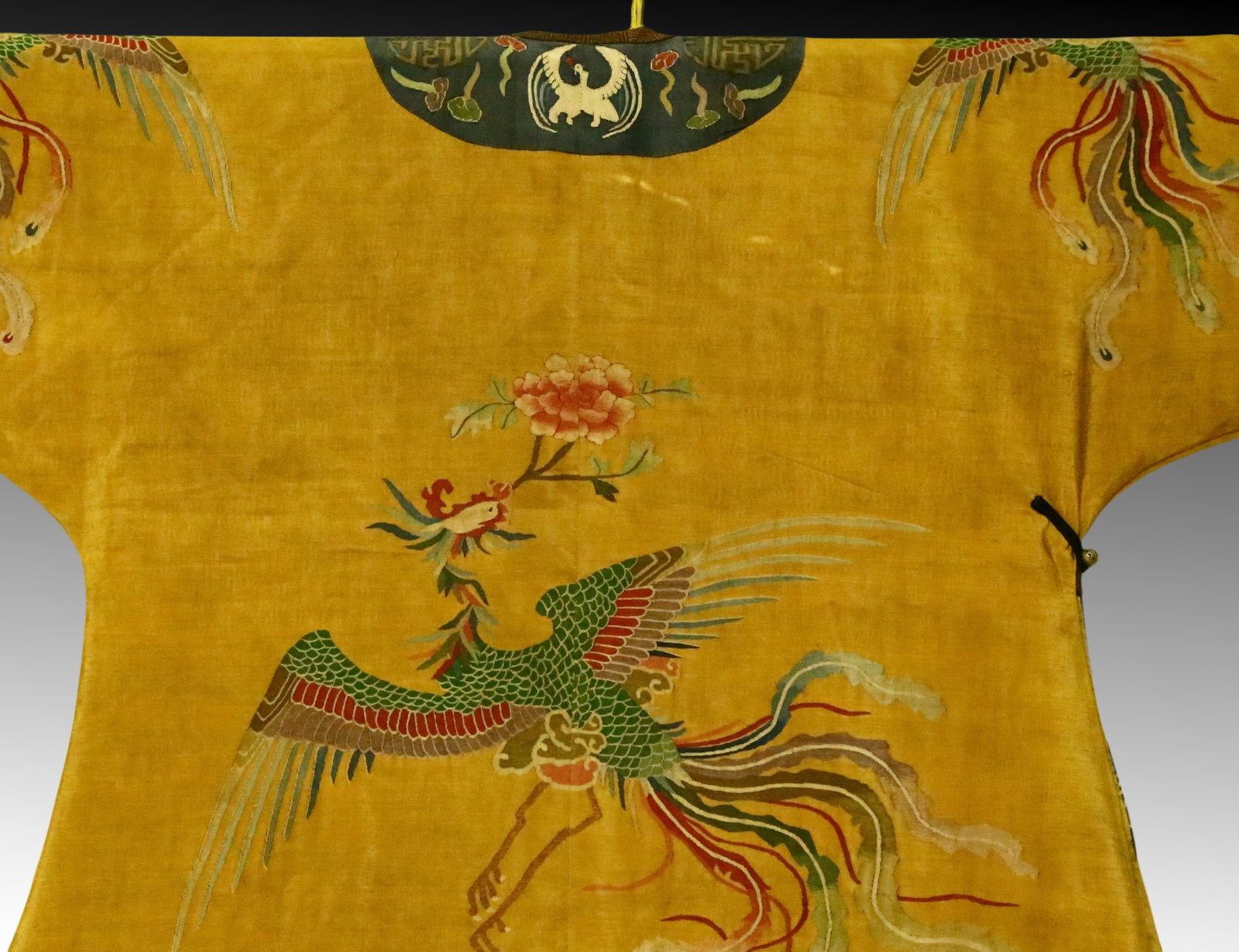 An Exquisite Kesi Phoenix Pattern Robe - 10