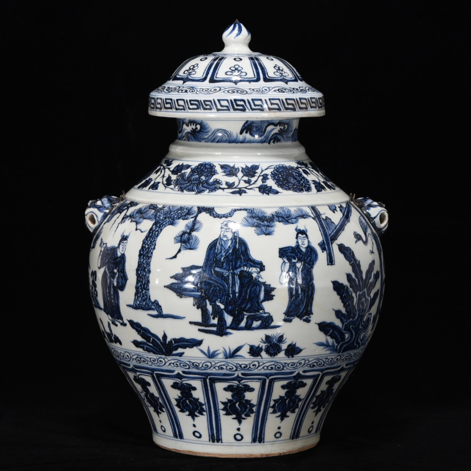 A Huge Blue and White Character and Story Pattern Pattern Beast-Ears Jar with Cover: A Huge Blue and White Character and Story Pattern Pattern Beast-Ears Jar with Cover,Yuan Dynasty,China,Size:17.7inx12.6in 青花人物故事纹兽耳௢