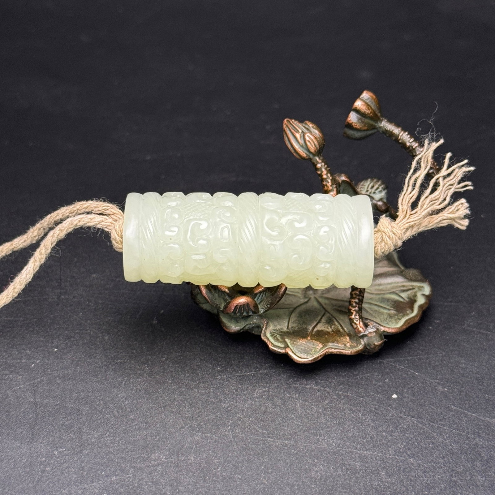 An Exquisite White Jade Auspicious Cloud Pattern Pendant - 3