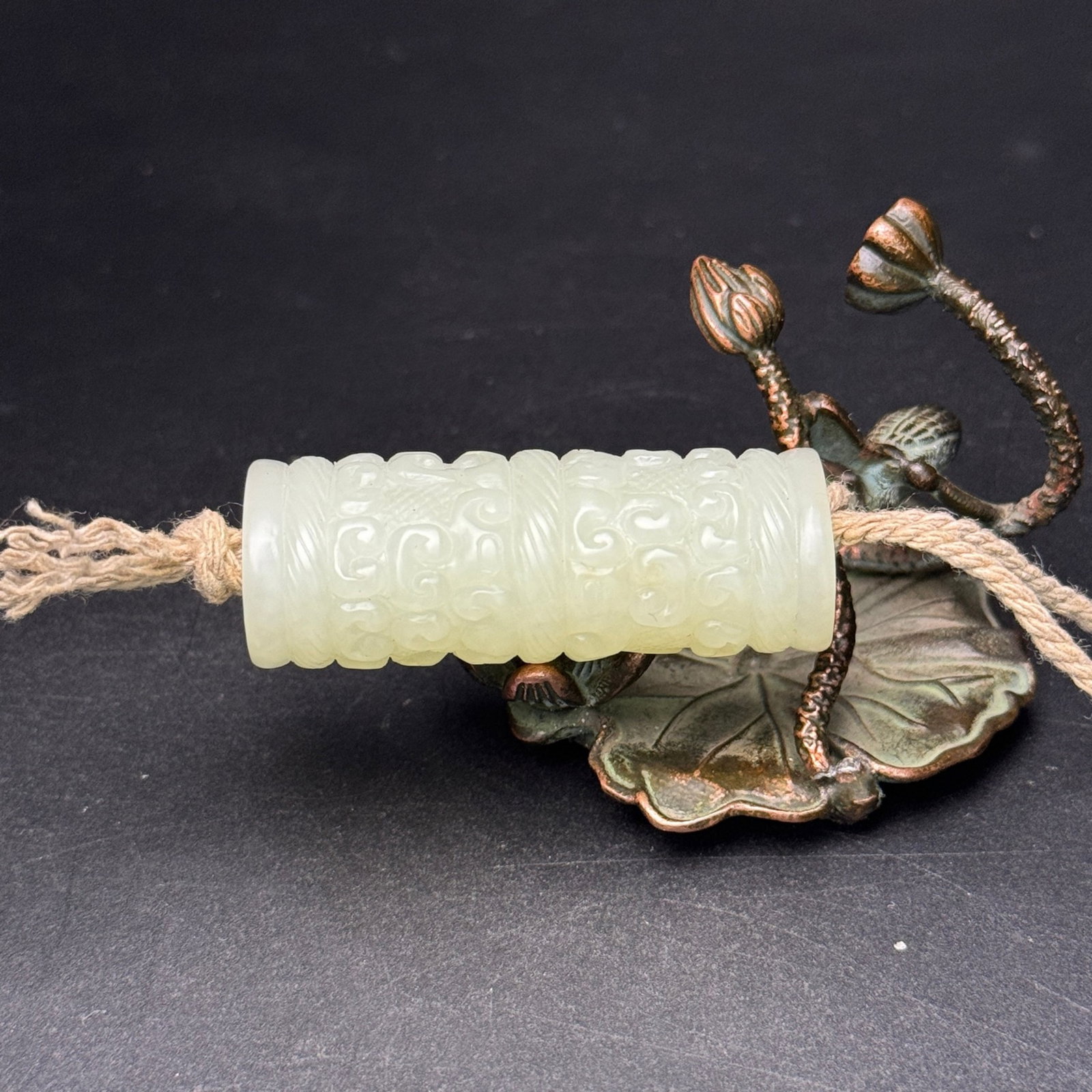 An Exquisite White Jade Auspicious Cloud Pattern Pendant - 4