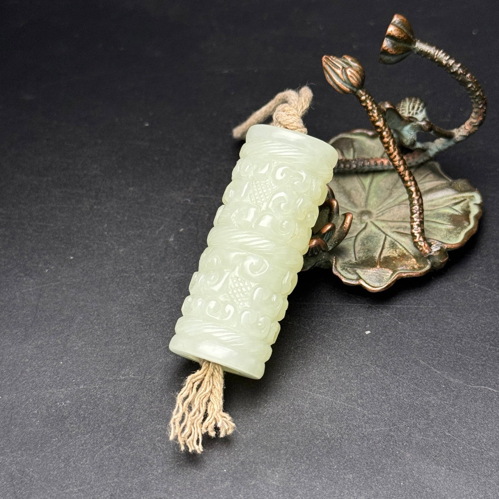 An Exquisite White Jade Auspicious Cloud Pattern Pendant - 7