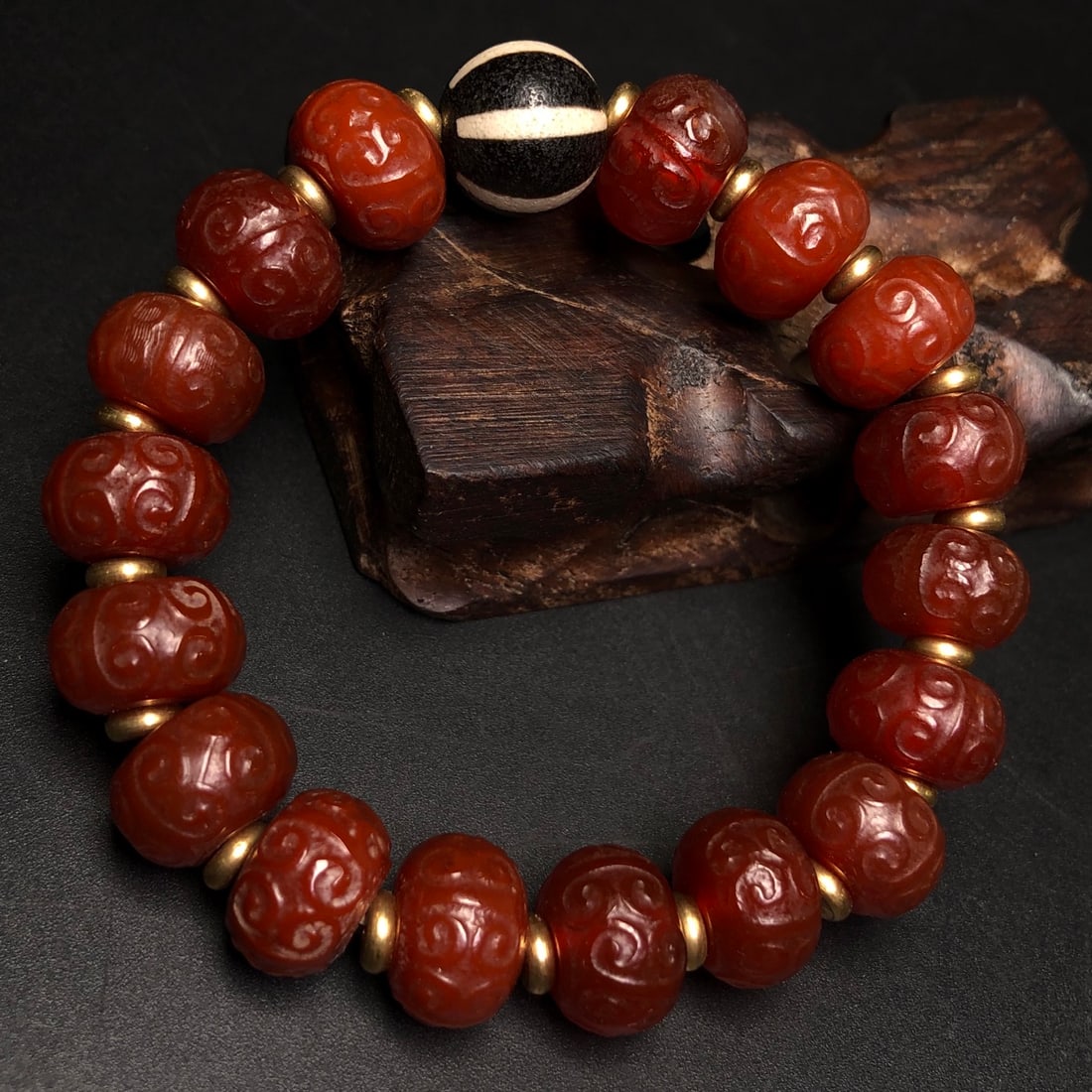 A Precious Agate Bracelets - 2