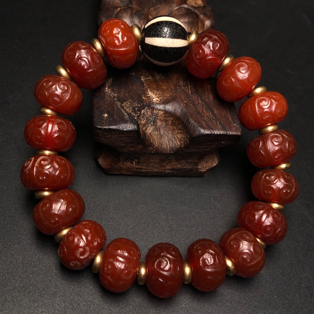 A Precious Agate Bracelets - 4