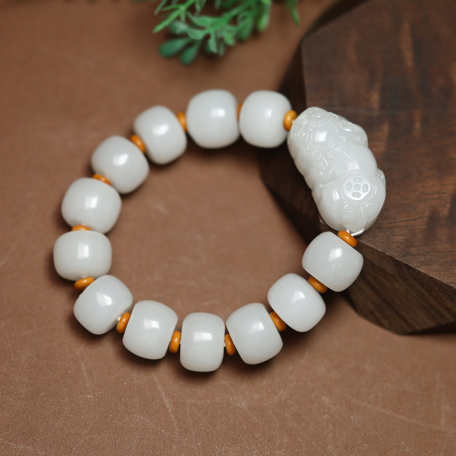 An Exquisite White Jade Bracelets - 3