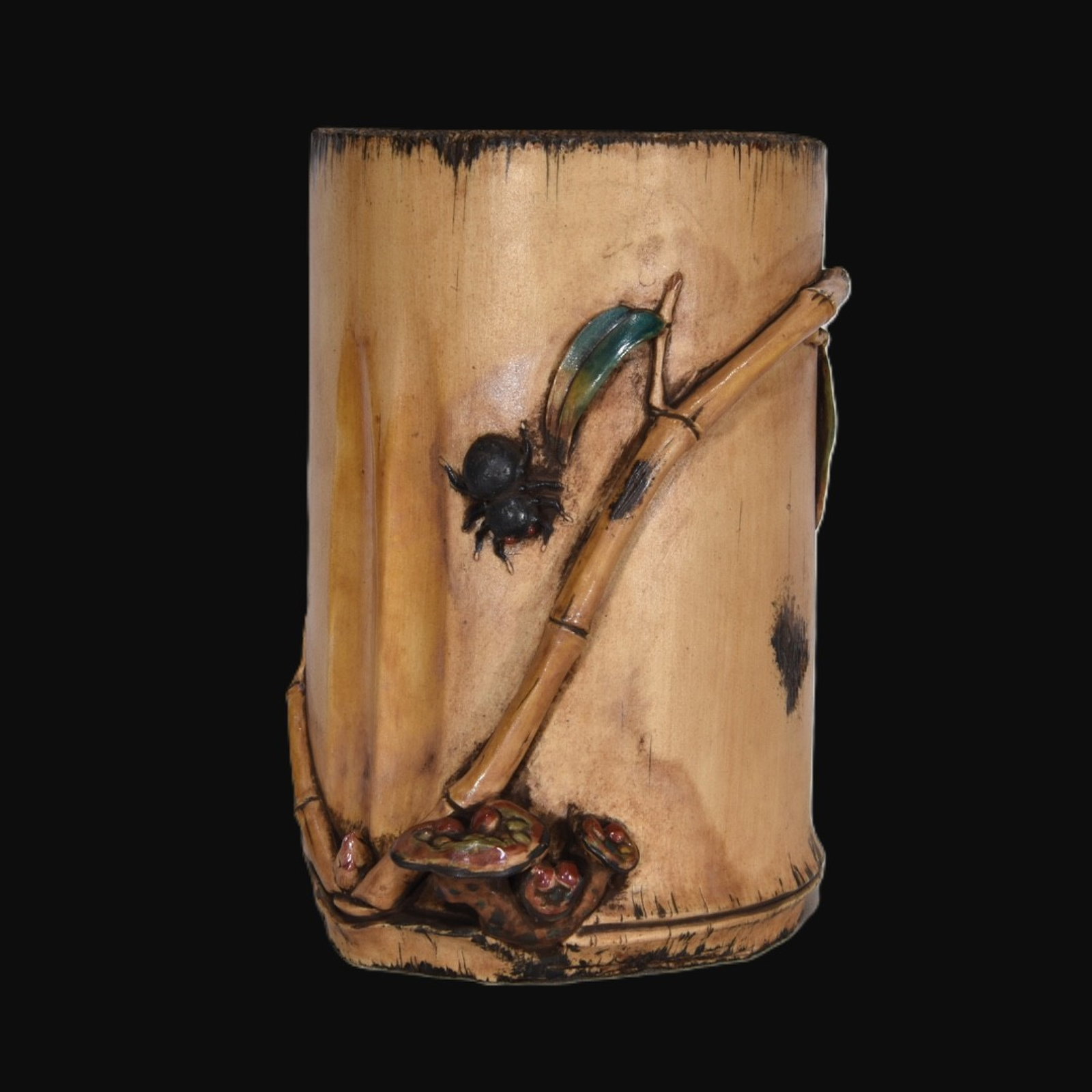 An Exquisite Biomimetic Porcelain Insect Pattern Brush Pot (1 of 9)