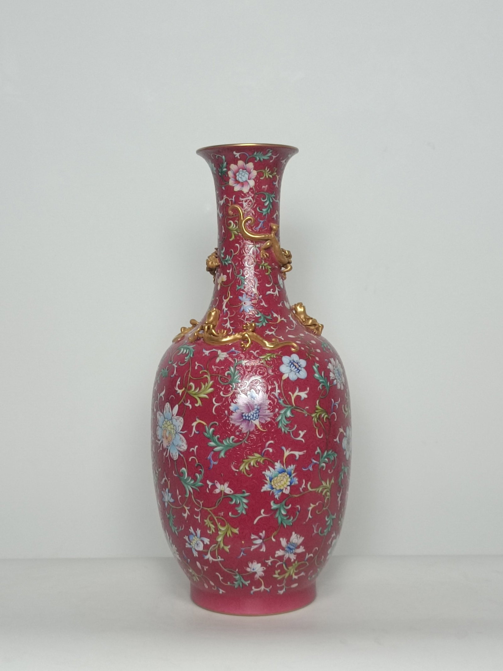 A Huge Enamel Ruby Red-Glazed Lotus Pattern Vase - 2