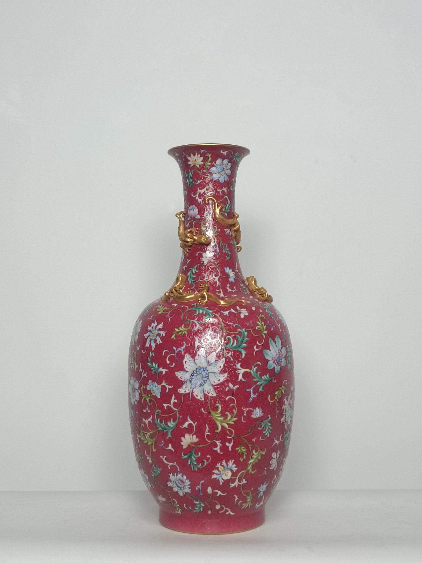 A Huge Enamel Ruby Red-Glazed Lotus Pattern Vase - 4