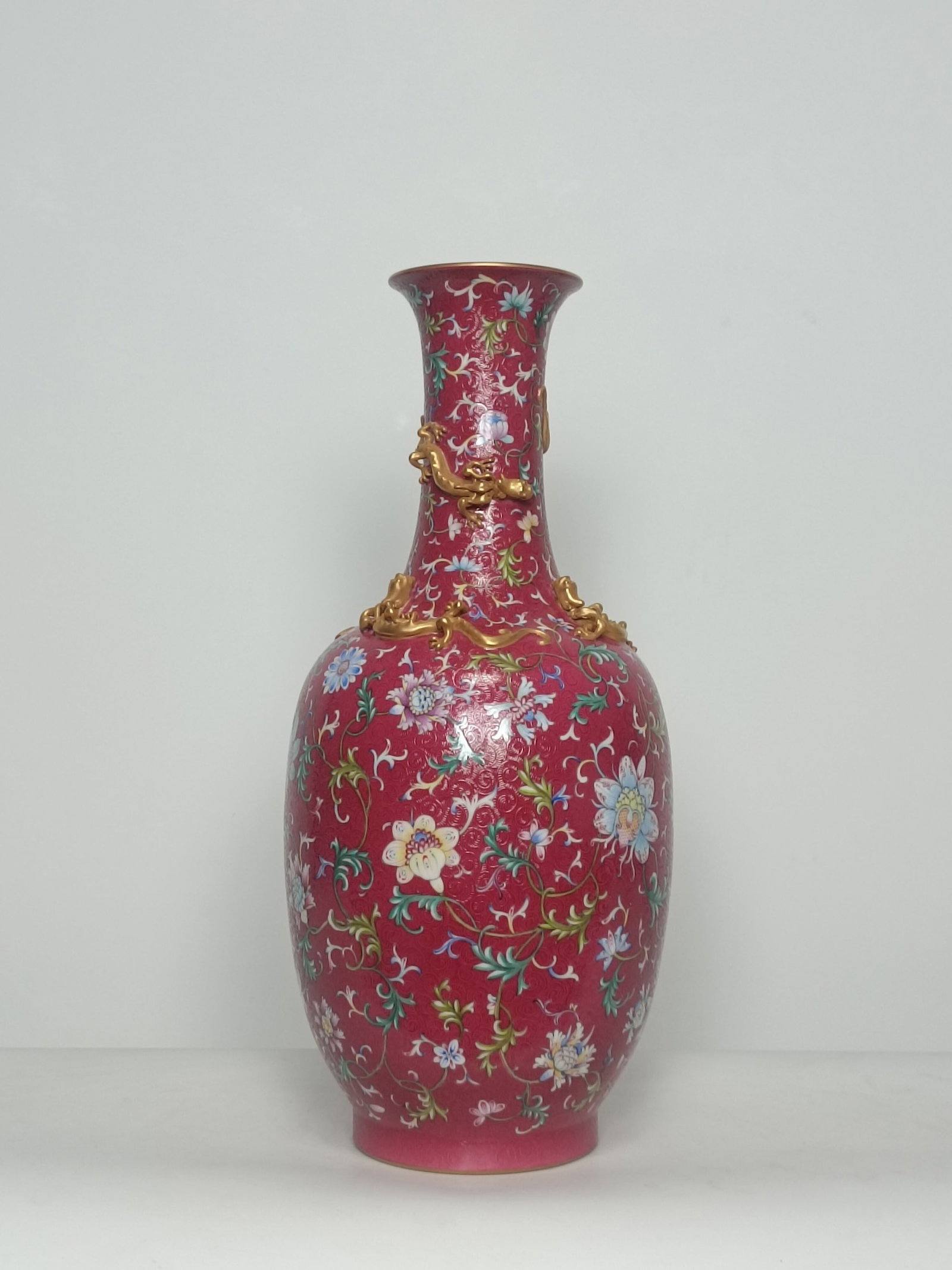 A Huge Enamel Ruby Red-Glazed Lotus Pattern Vase - 6