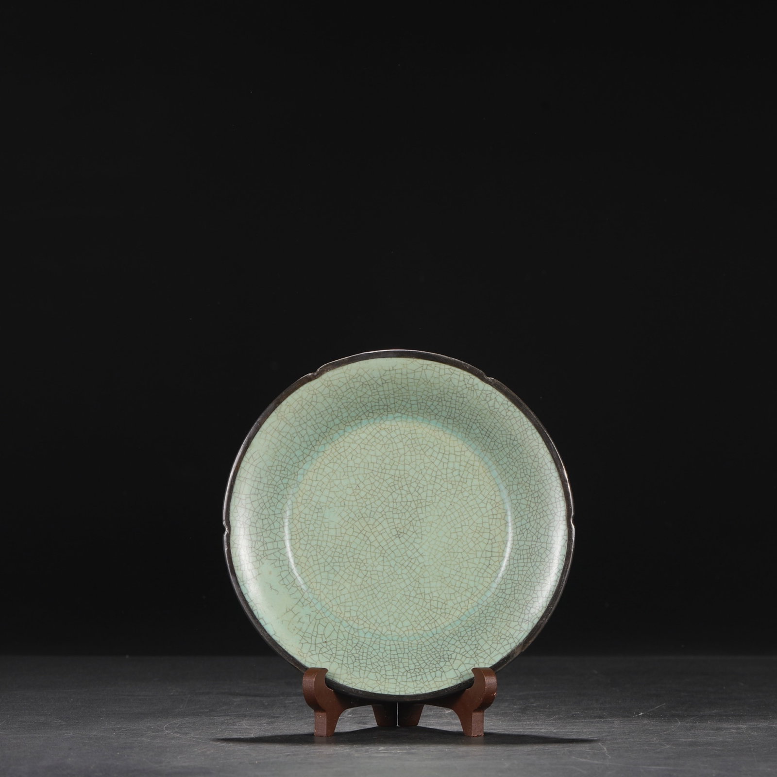 An Exquisite Ru yao Sky Blue Glazed Cover with Silver Brush Washer: An Exquisite Ru yao Sky Blue Glazed Cover with Silver Brush Washer,Song Dynasty,China,Size:1.6inx7.5in