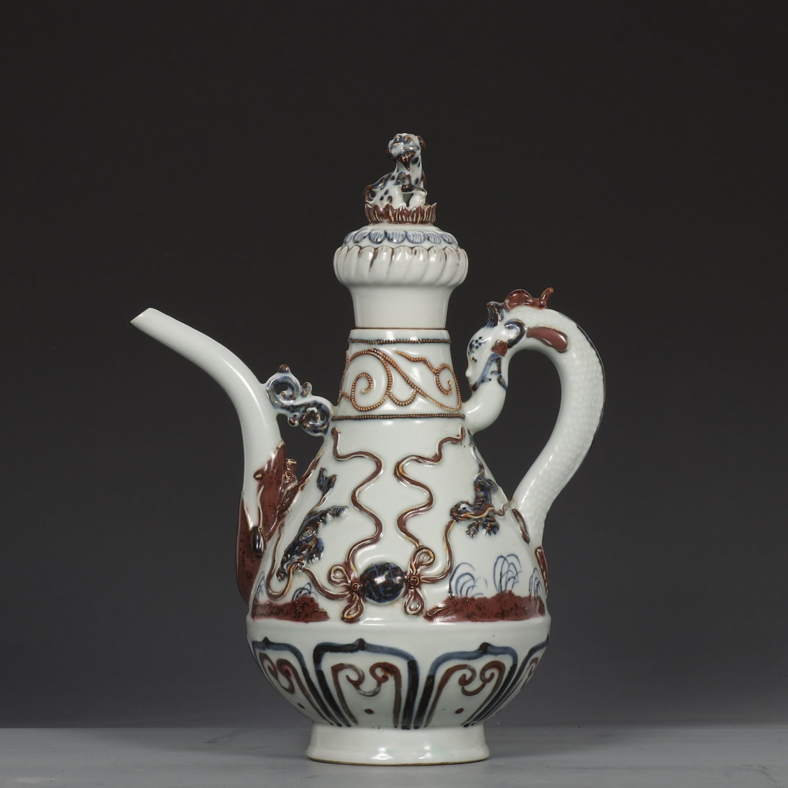 An Exquisite Blue and White Underglaze-Red Auspicious Beast Pattern Ewer: An Exquisite Blue and White Underglaze-Red Auspicious Beast Pattern Ewer,Yuan Dynasty,China,Size:12inx6.1in