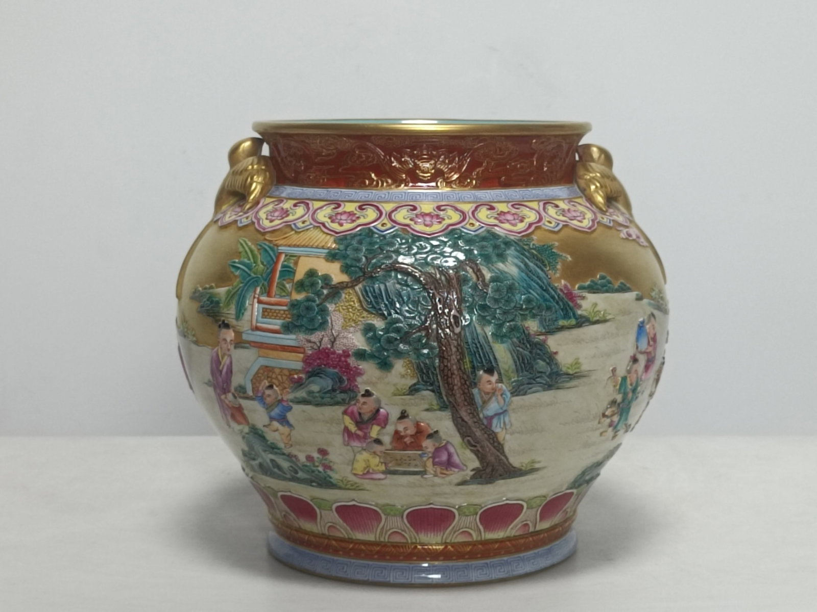 An Exquisite Enamel Gold Ground Character and Story Pattern Beast-Ears Vat: An Exquisite Enamel Gold Ground Character and Story Pattern Beast-Ears Vat,Qing Dynasty,China,Qianlong Six-character Mark,Size:7.2inx8.3in 珐琅彩金地人物ă