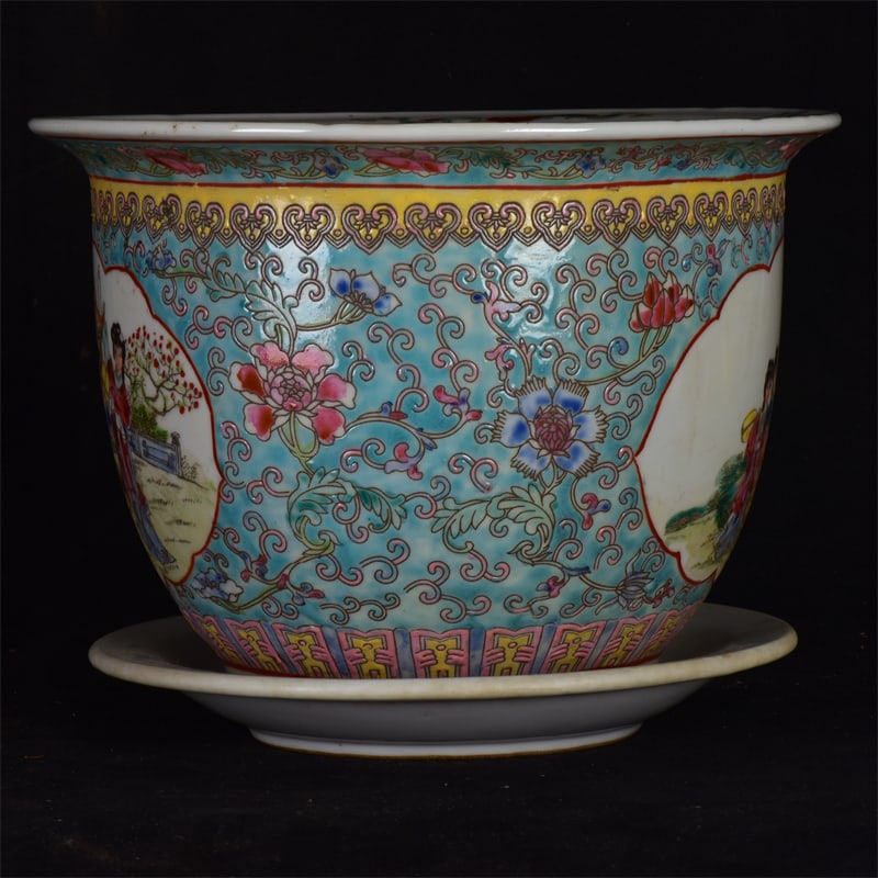 An Exquisite Famille-Rose Figure and Story Pattern Flowerpot (1 of 8)