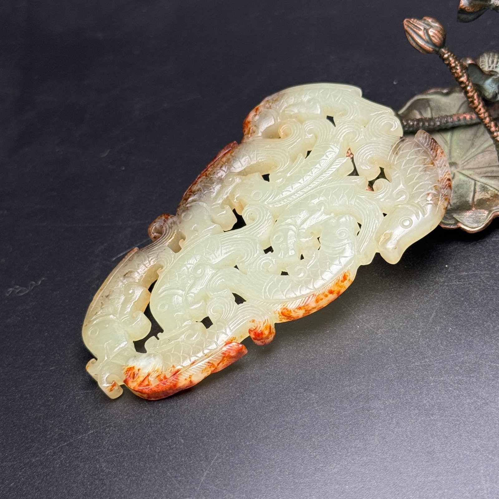 An Exquisite White Jade Fish Pattern Pendant - 4