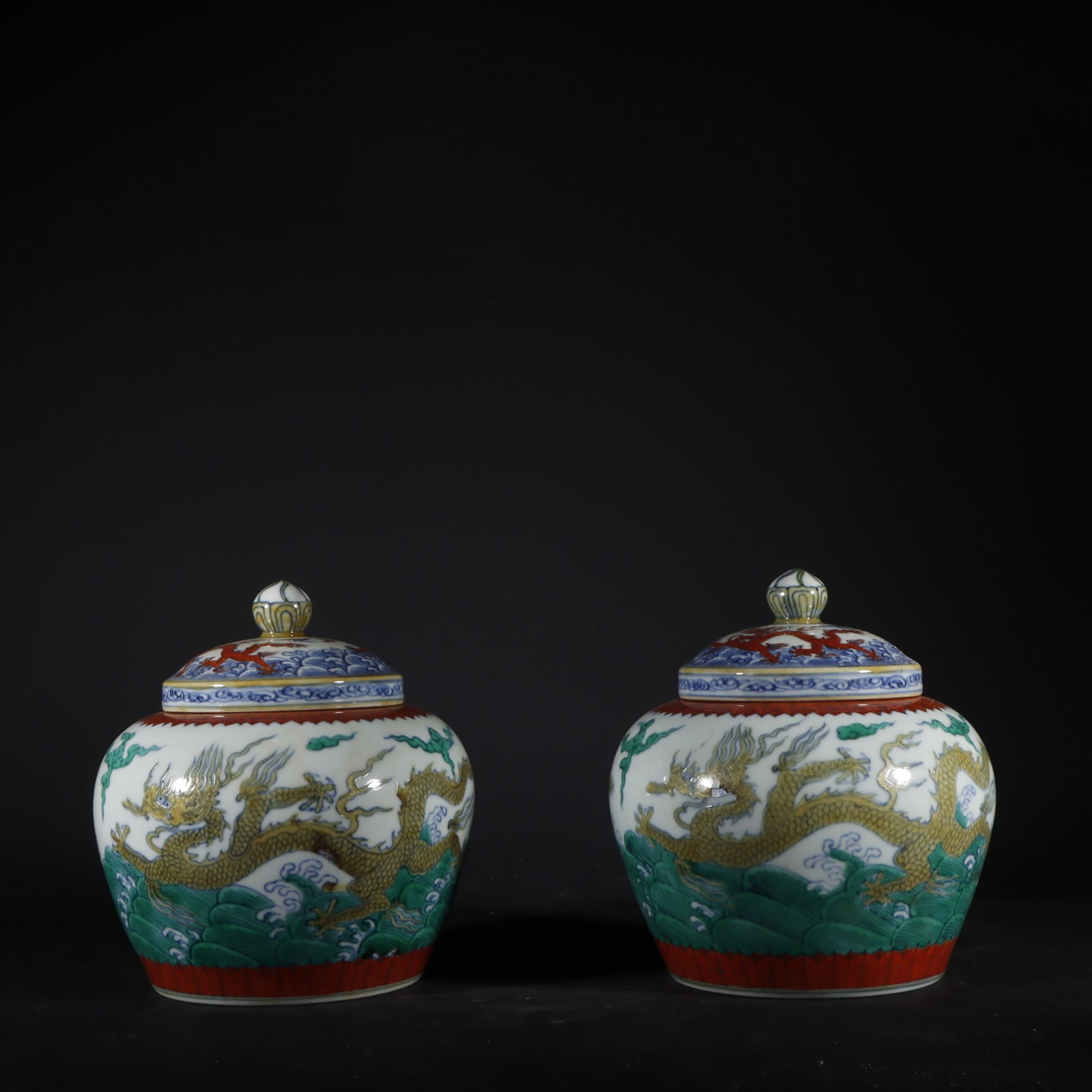 A Pair of Exquisite Doucai Seawater and Dragon Pattern Jar: A Pair of Exquisite Doucai Seawater and Dragon Pattern Jars,Ming Dynasty,China,Size:6.7inx6.3in