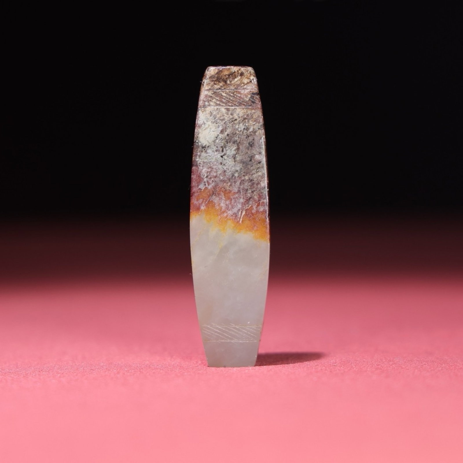 An Exquisite White Jade Pendant: An Exquisite White Jade Pendant,Qing Dynasty,China,Size:58mmx15mmx12mm,Weight:25g 白玉挂件,中国清代