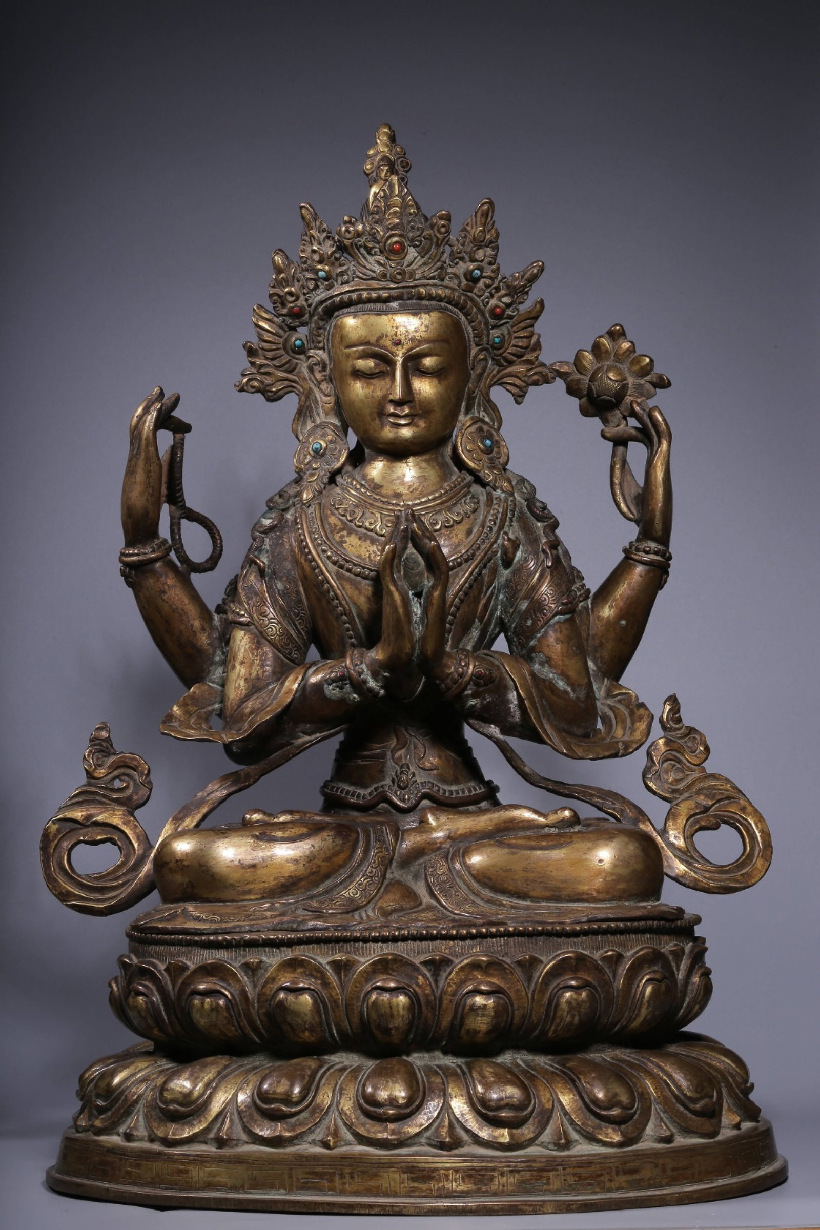 A Rare Gilt Bronze Statue of Four-arms Avalokitesvara: A Rare Gilt Bronze Statue of Four-arms Avalokitesvara,Qing Dynasty, China,Size:19.5inx13.4inx11.4in,Weight:11000g