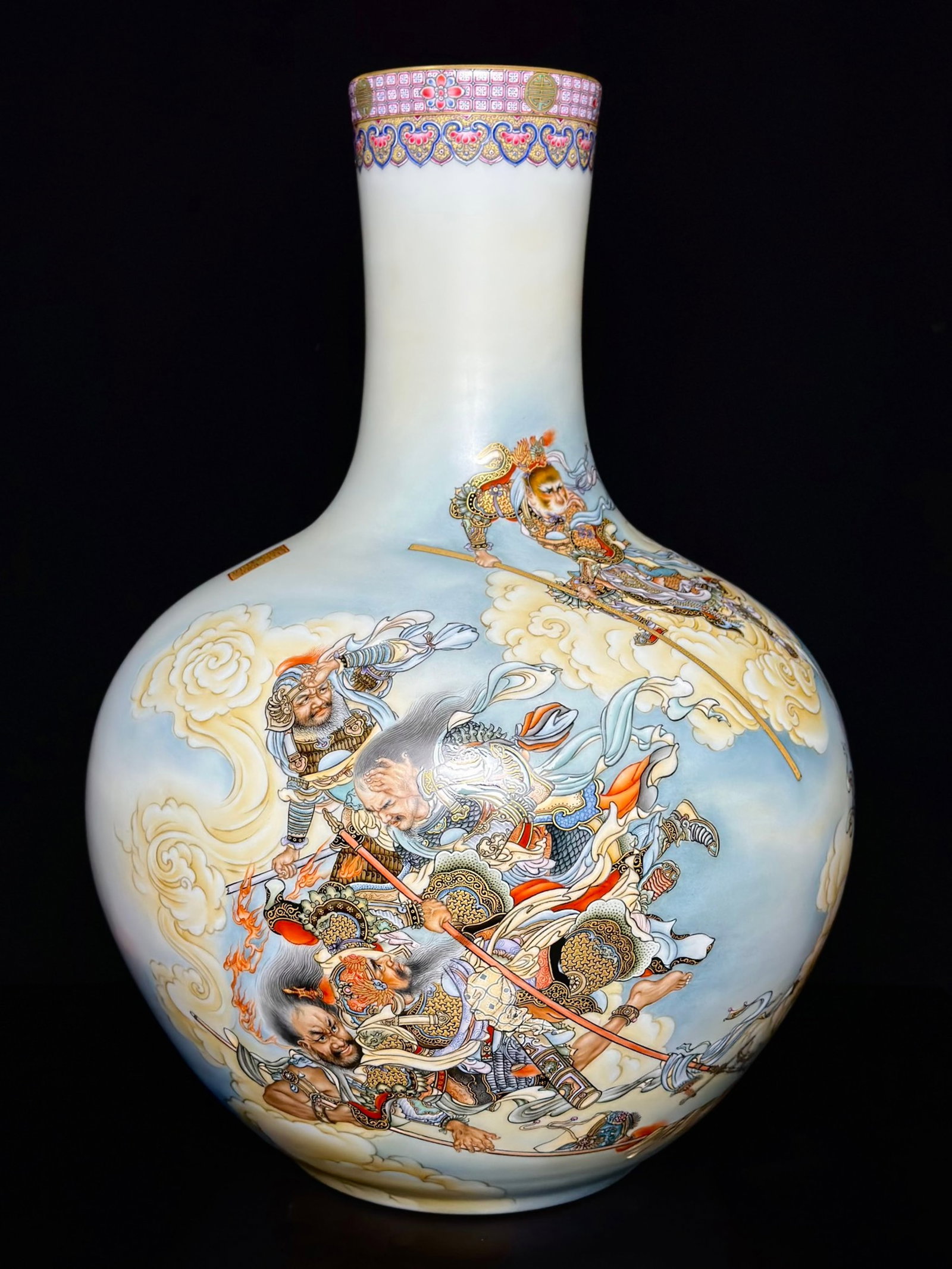 An Exquisite Famille-Rose Figure Pattern Vase,With Poem: An Exquisite Famille-Rose Figure Pattern Vase,With Poem,Qing Dynasty, China,Qianlong Six-character Mark,Size:20.7inx14.5in