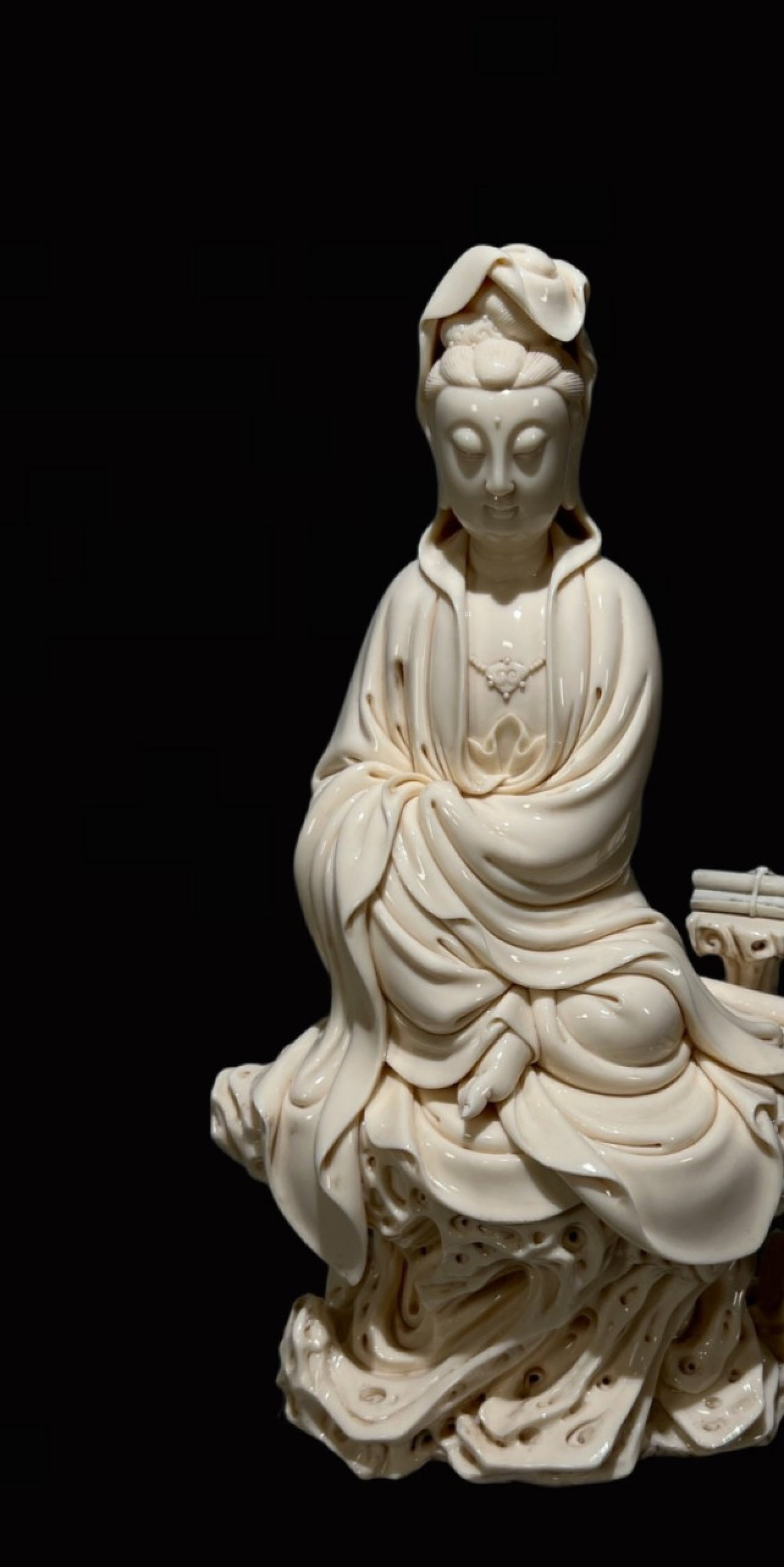 A Solemn Blance-De-Chine Statue of Avalokitesvara (1 of 8)
