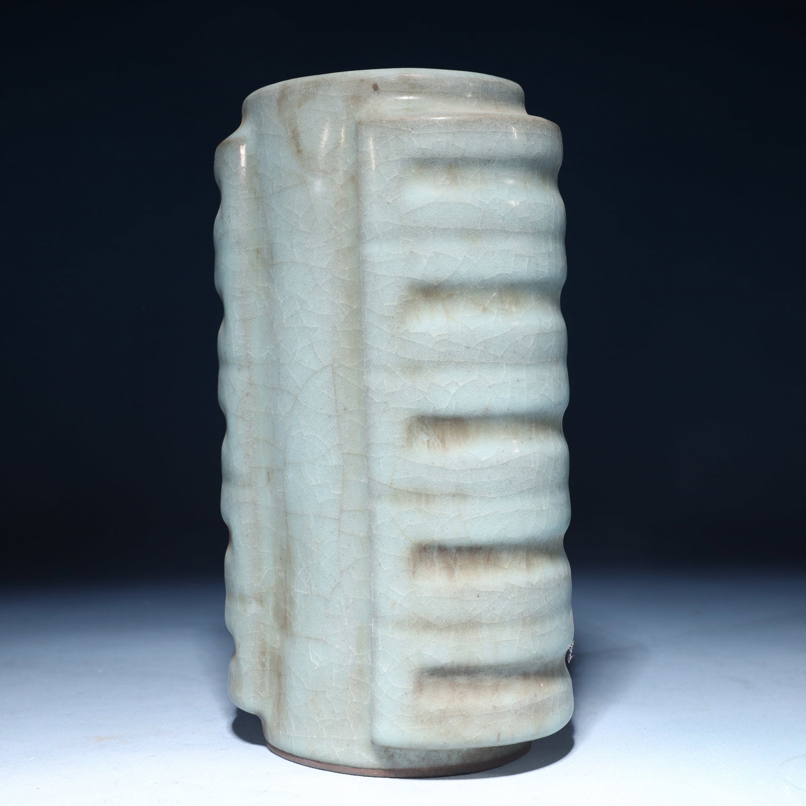 An Exquisite Ruyi - 4