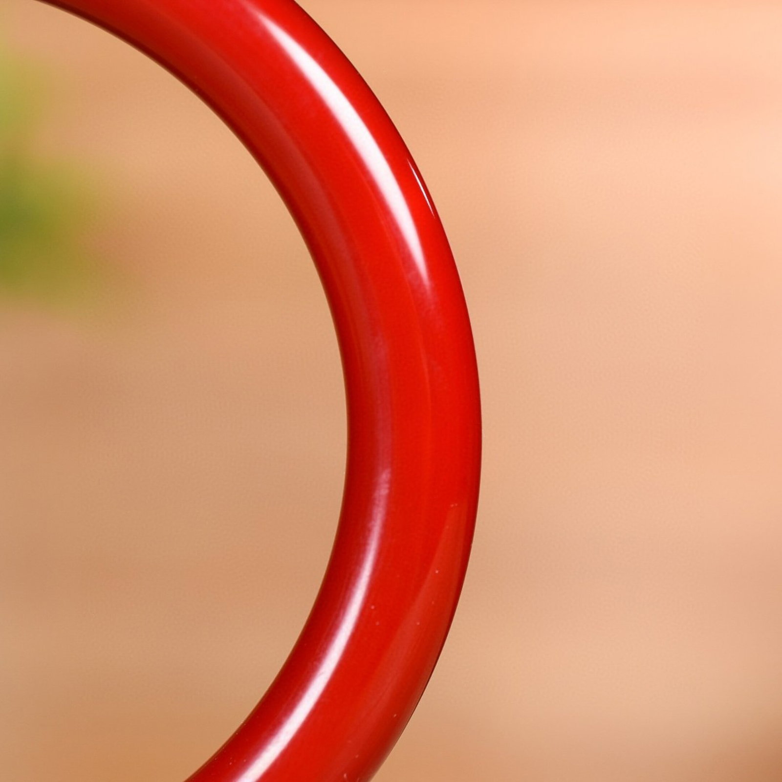 An Exquisite Red Jade Bracelet - 7