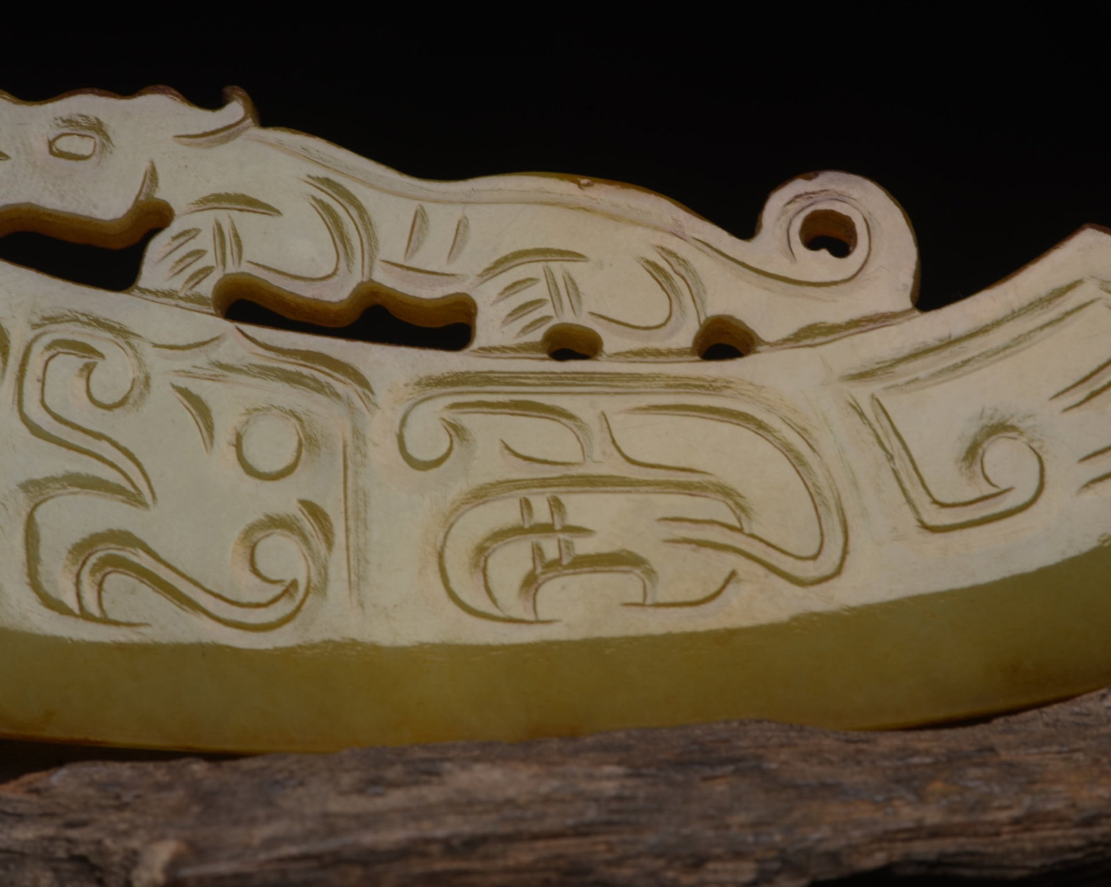 An Exquisite White Jade Chi-Dragon Pattern Sword - 8