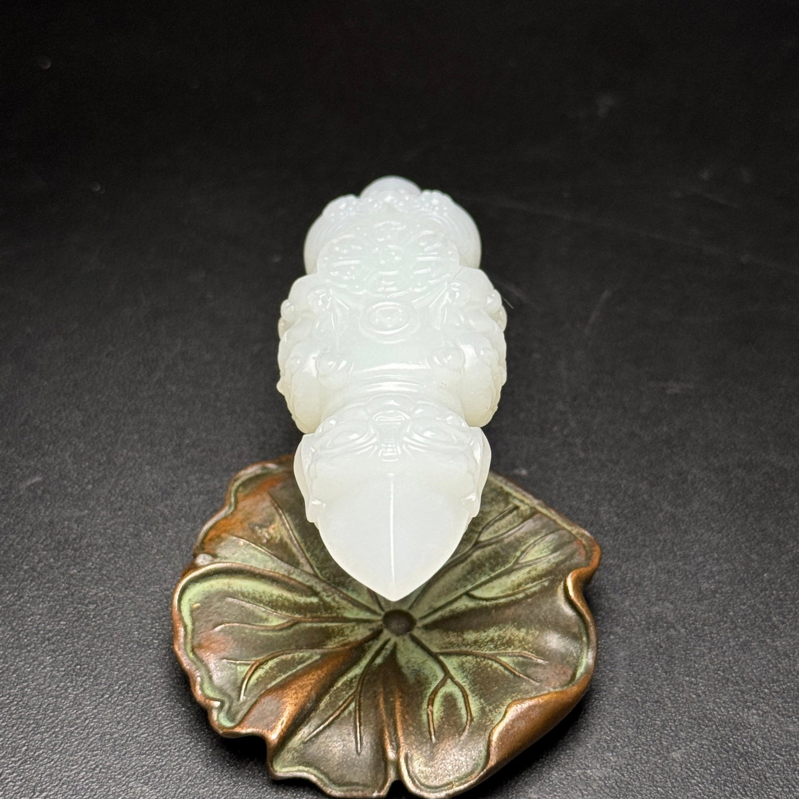 An Exquisite White Jade Beast-Face Pattern Ritual Implement - 6