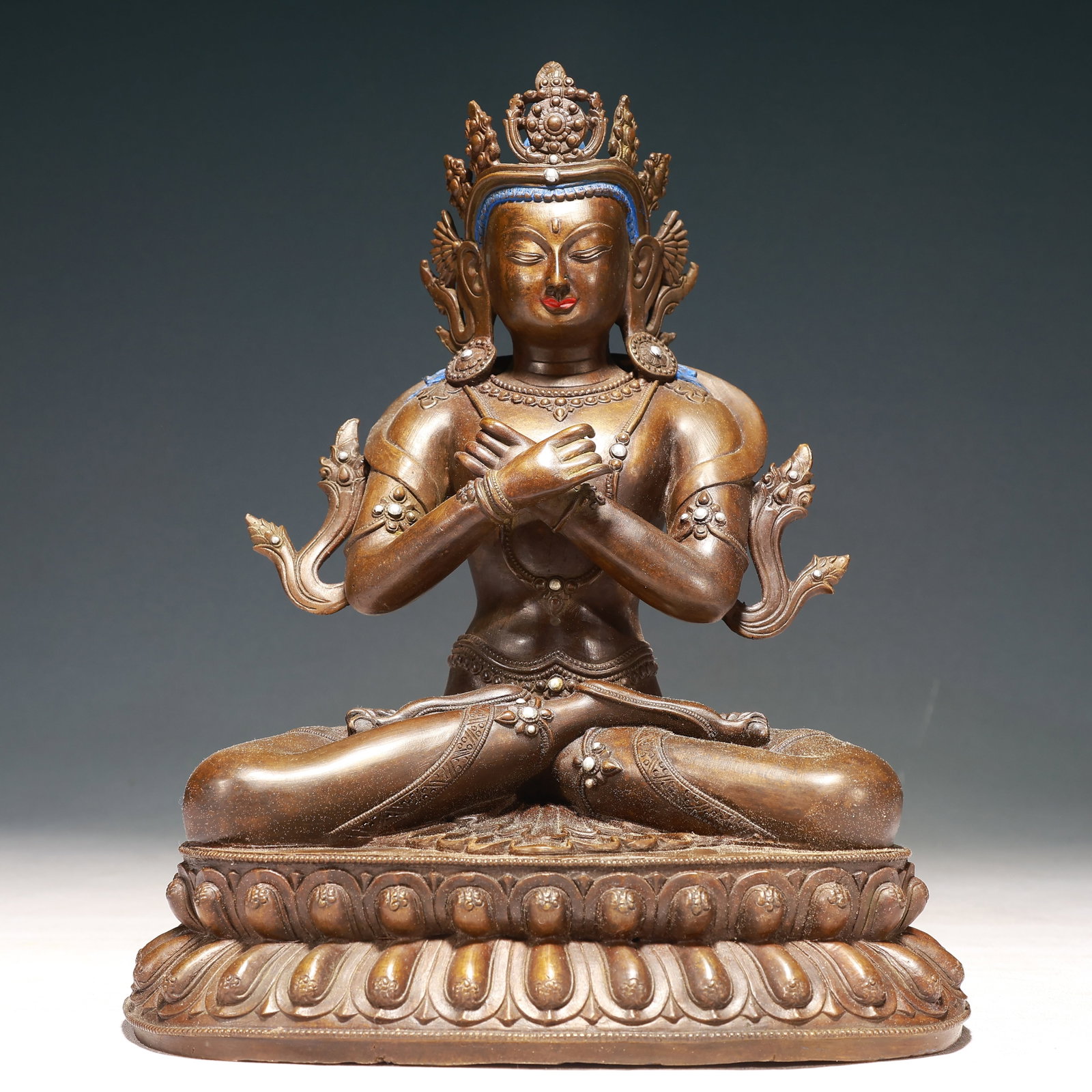 A Solemn Bronze Inlaid Silver Statue of Tara,With Inscription: A Solemn Bronze Inlaid Silver Statue of Tara,With Inscription,Qing Dynasty,China,Size:9.1inx5.9inx12.2in,Weight:8200g 铜嵌银度母像,带铭文,中