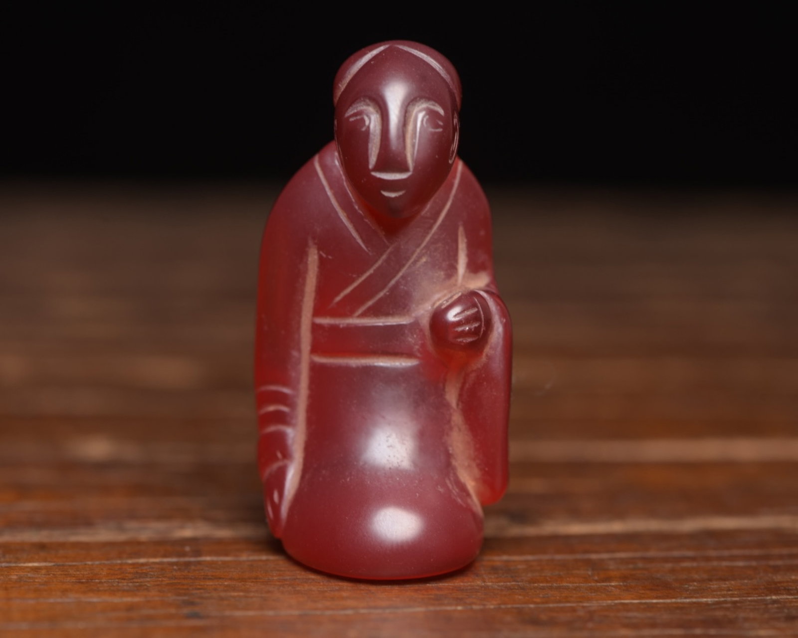 An Exquisite Agate Figure Ornament: An Exquisite Agate Figure Ornament,Qing Dynasty,China,Size:2inx1.3inx1.1in,Weight:89g 玛瑙人物摆件,中国清代