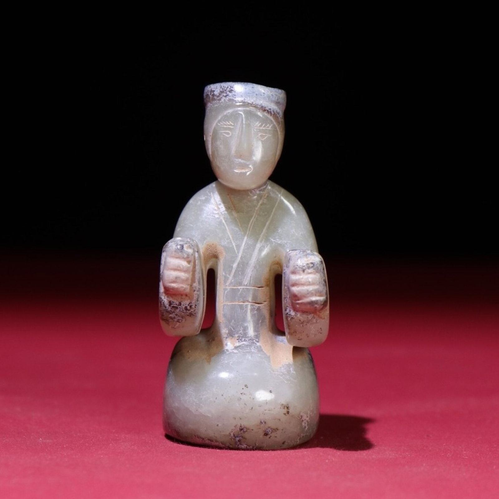 White Jade Figure Ornament: White Jade Figure Ornament,Qing Dynasty,China,Size:67mmx30mmx41mm,Weight:87g 白玉人物摆件,中国清代