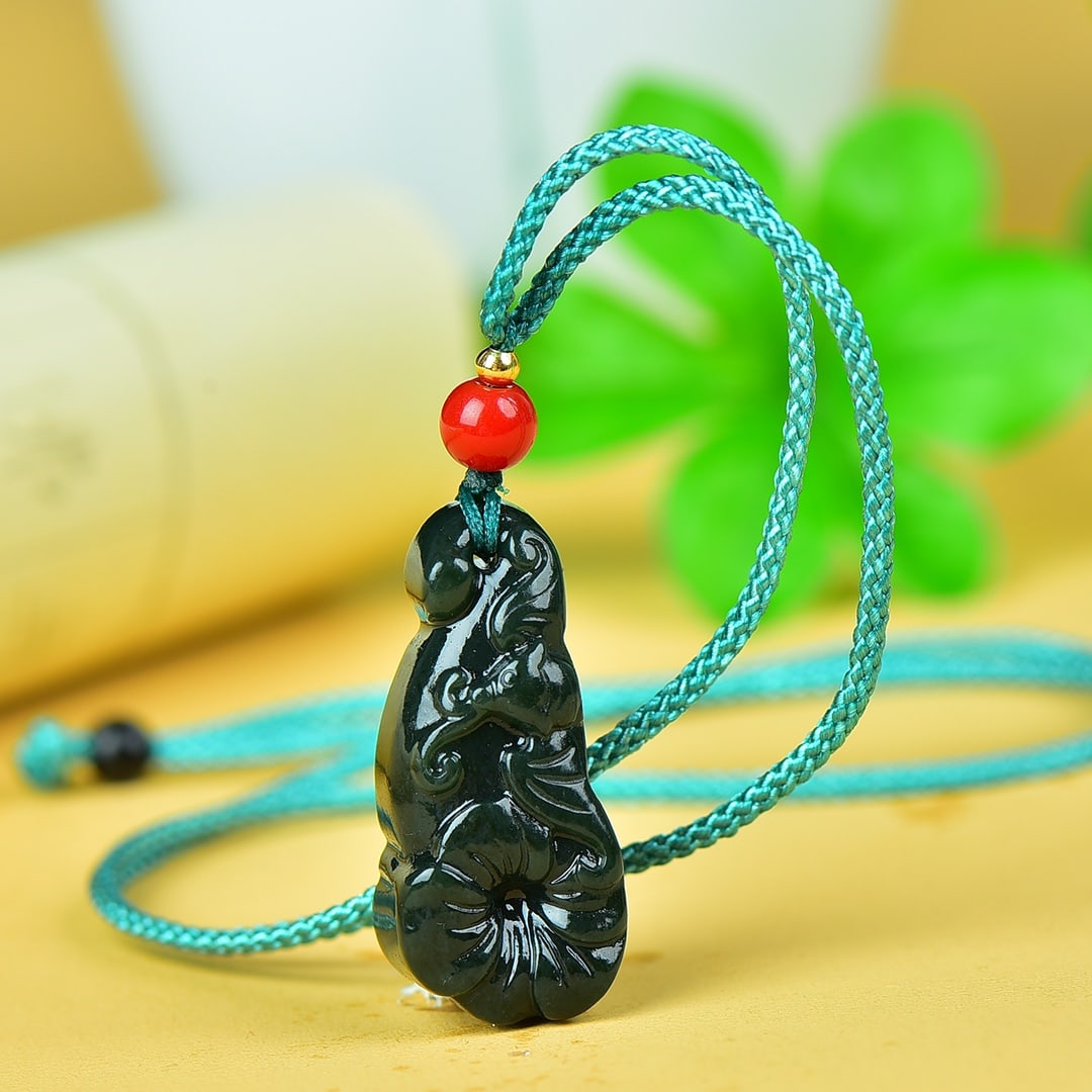 An Exquisite Jasper Flower Pattern Pendant - 3